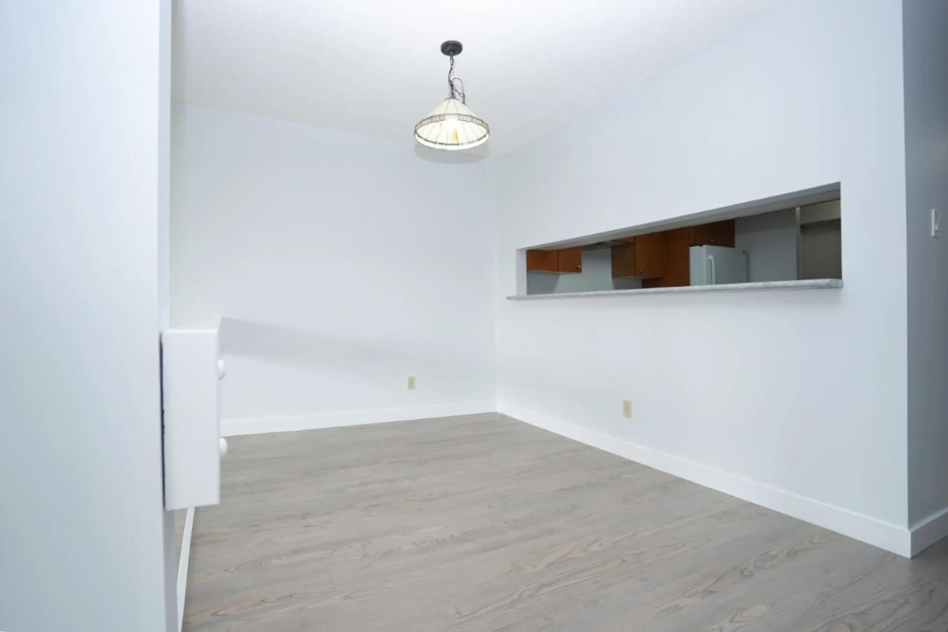 Property at #306 15275 19 AVENUE, Surrey, BC