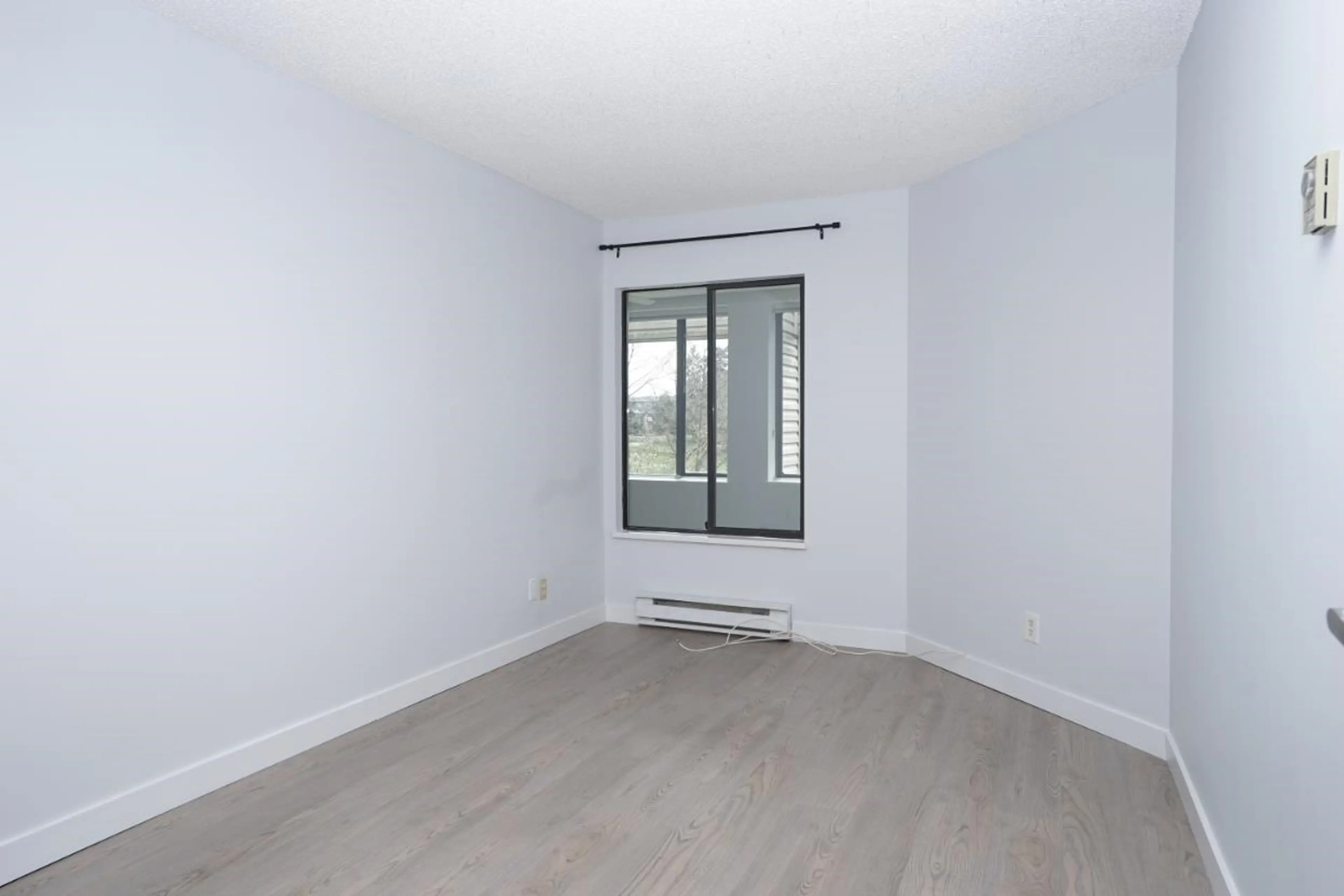 Property at #306 15275 19 AVENUE, Surrey, BC