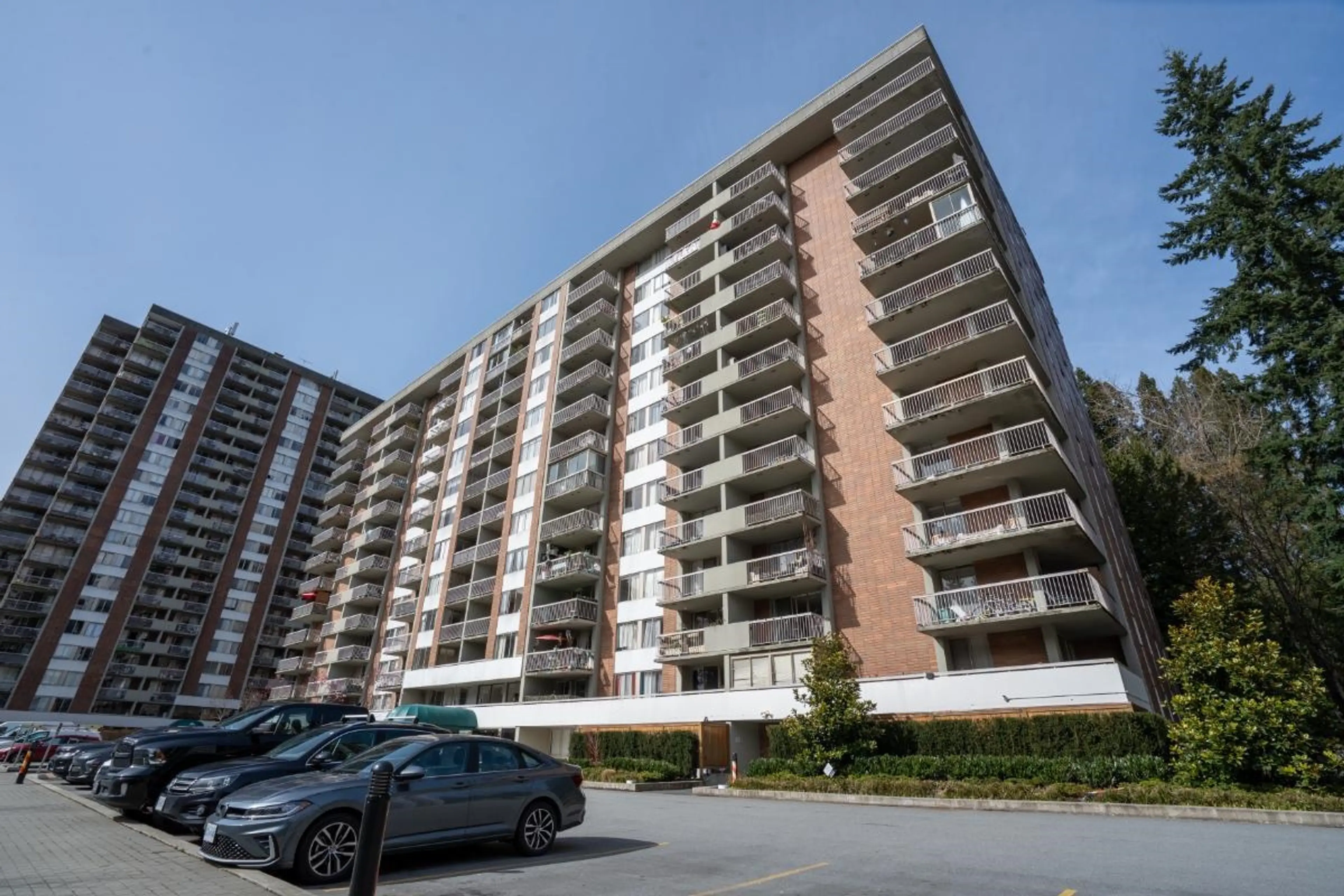 Property at #706 2012 FULLERTON AVENUE, North Vancouver, BC