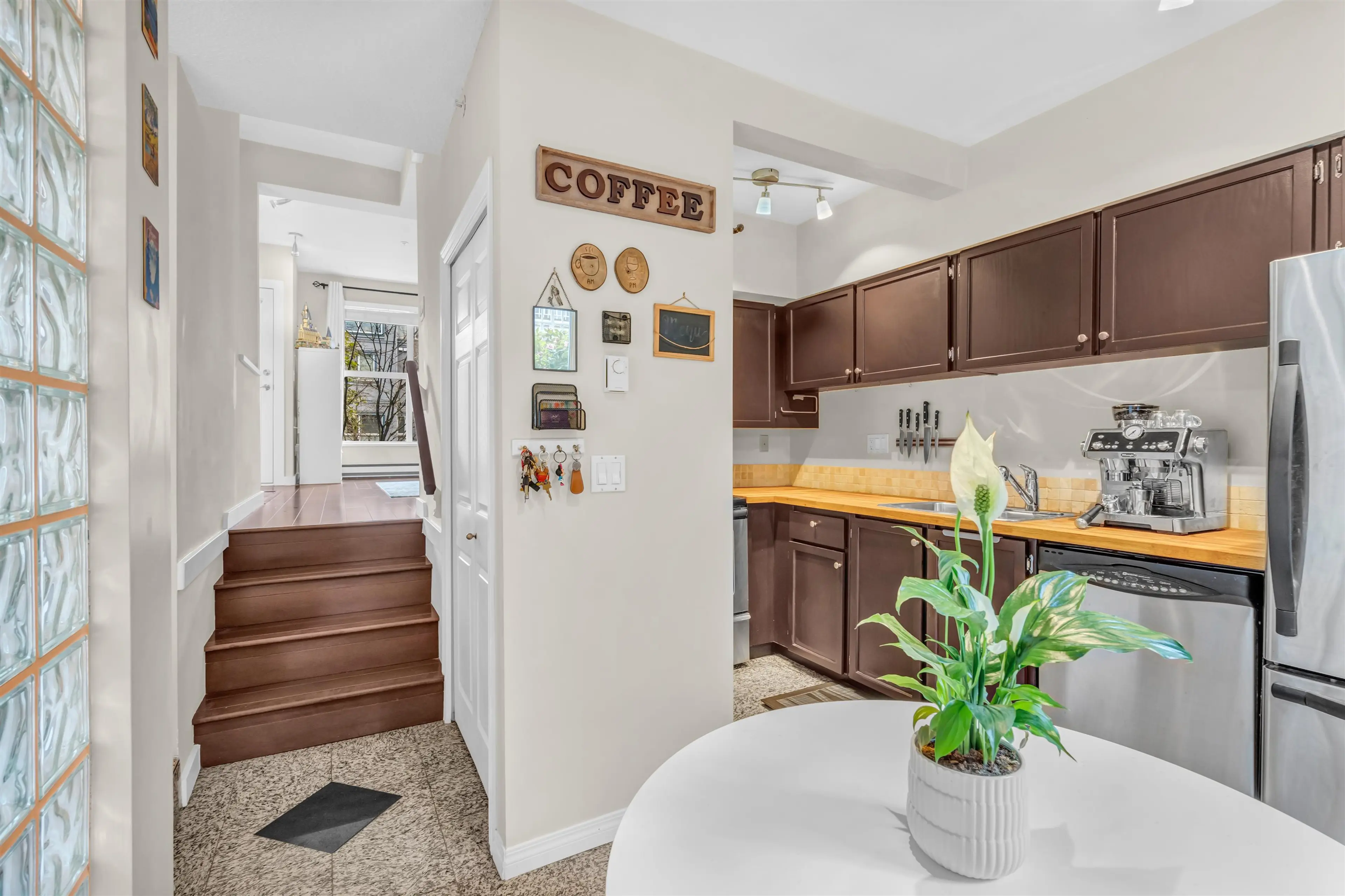 Property at #11 877 W 7TH AVENUE, Vancouver, BC