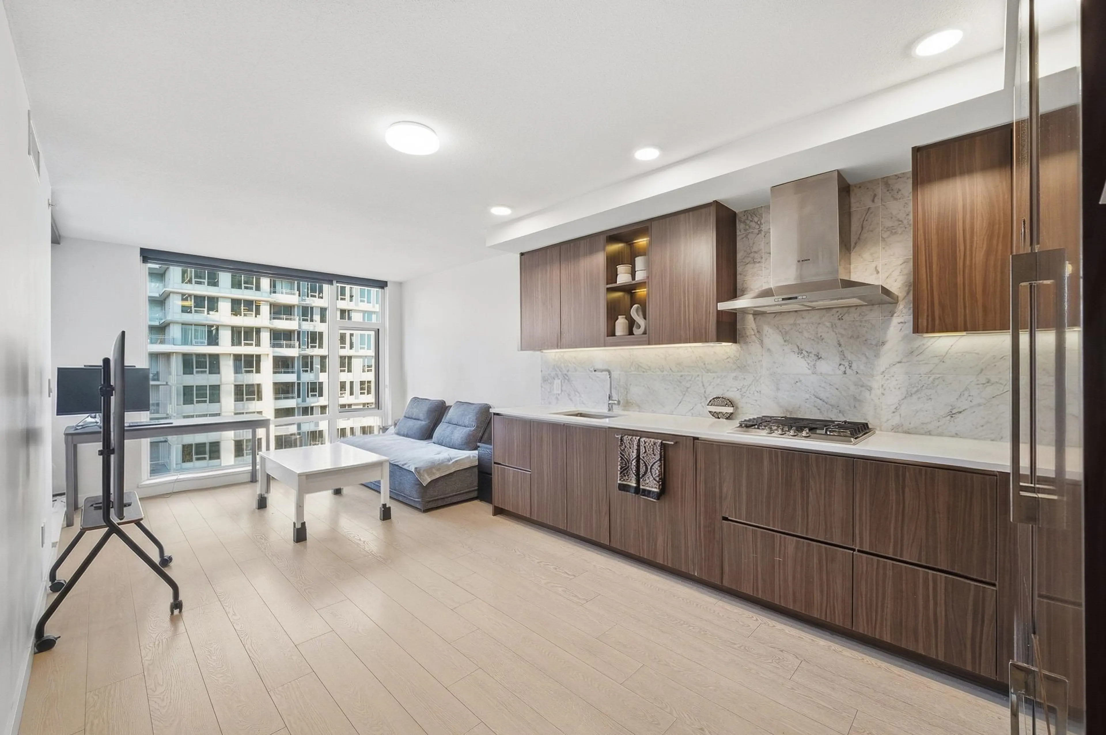 Property at #912 8800 HAZELBRIDGE WAY, Richmond, BC