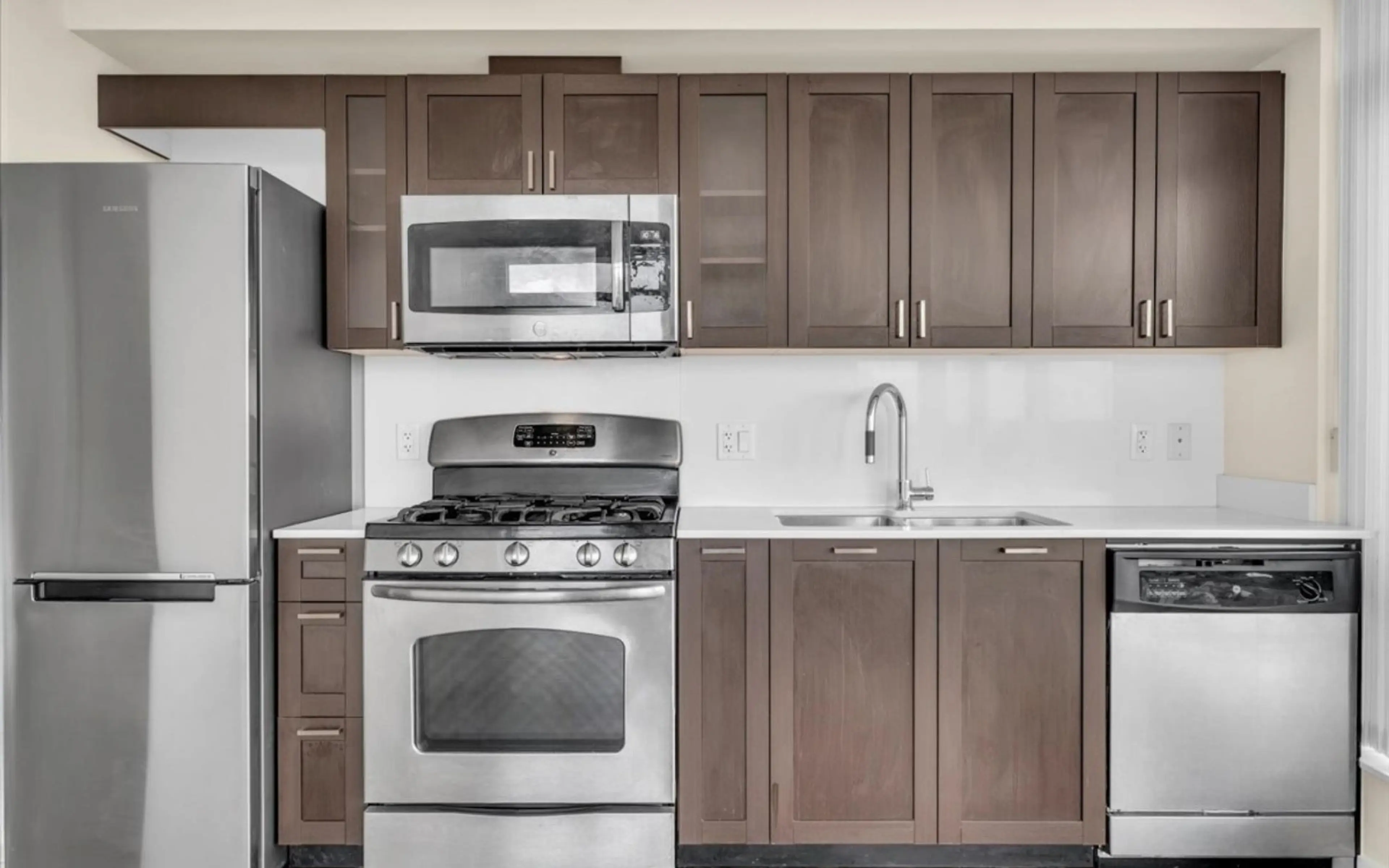 Property at #1009 4815 ELDORADO MEWS, Vancouver, BC