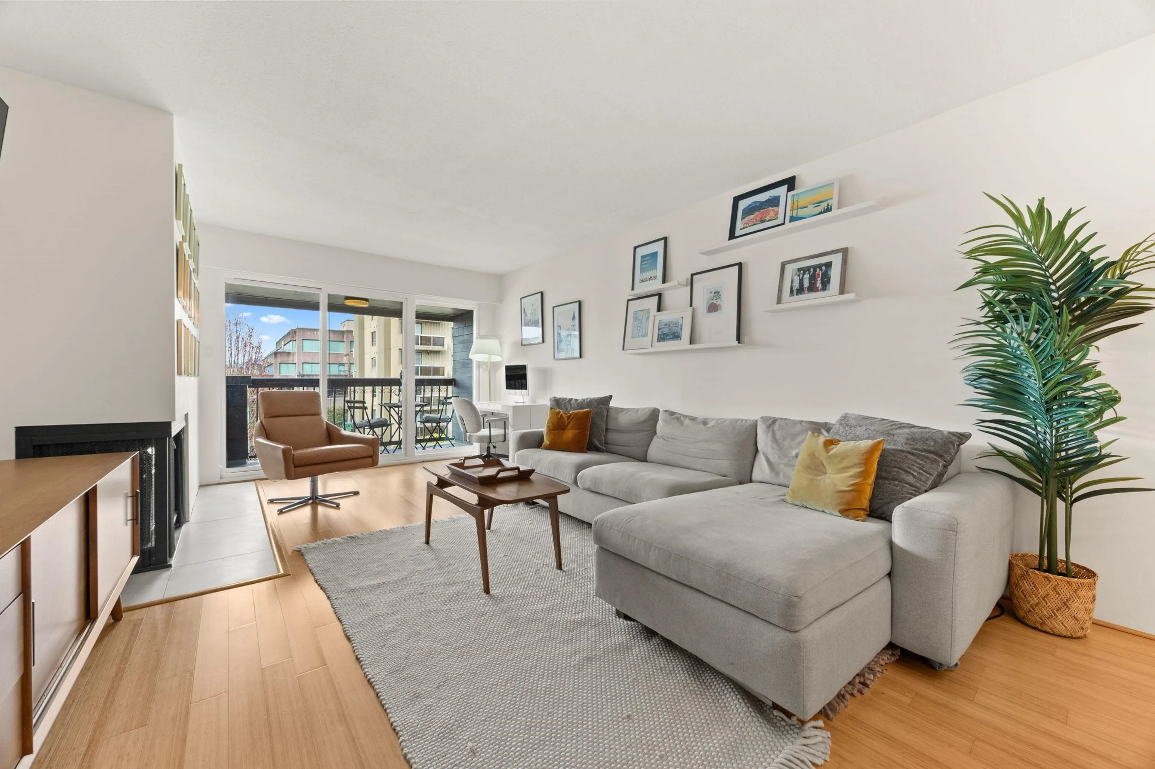 Property at #301 1352 W 10TH AVENUE, Vancouver, BC