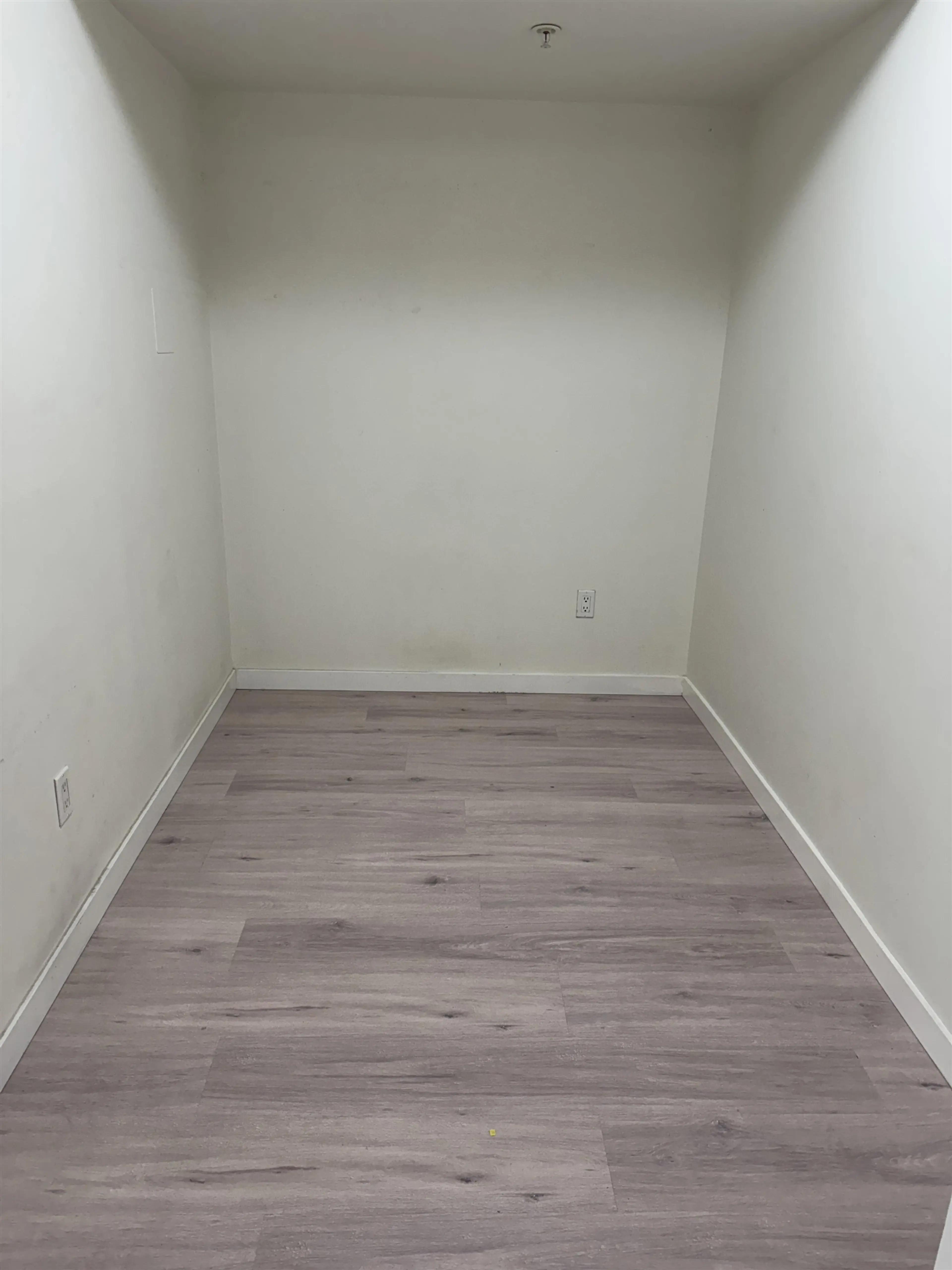 Property at #307 14960 102A AVENUE, Surrey, BC