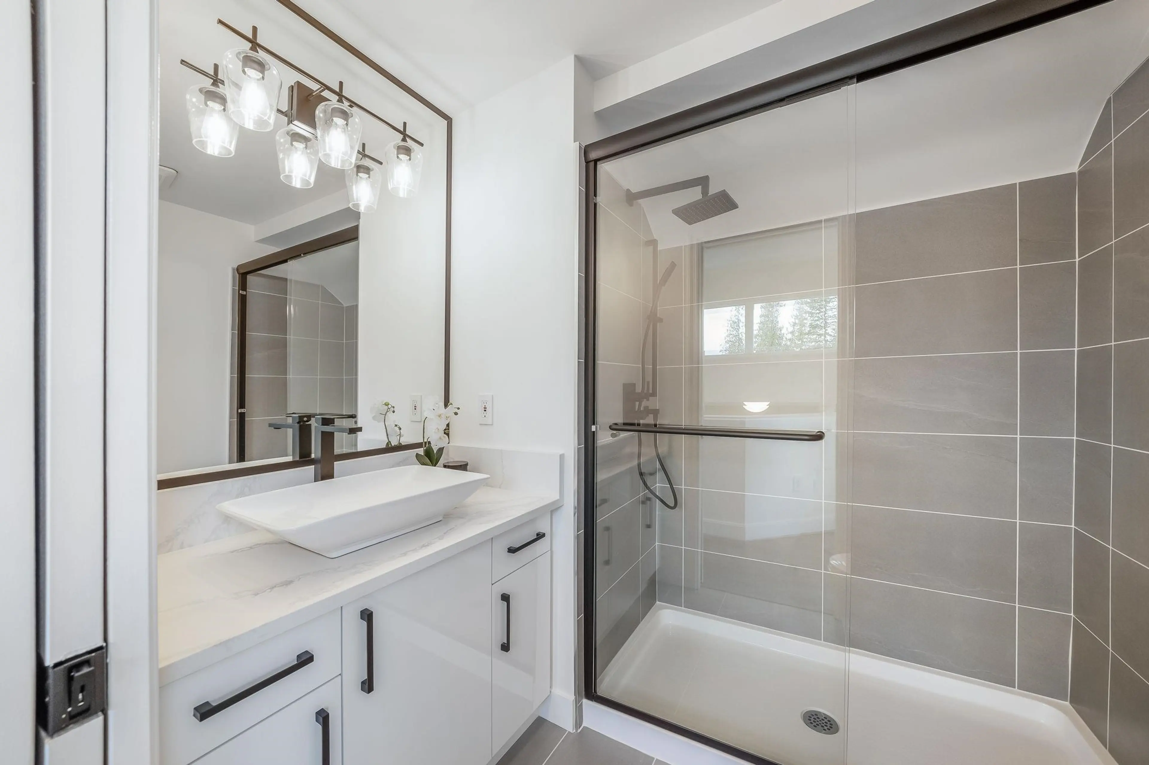 Property at #410 14355 103 AVENUE, Surrey, BC