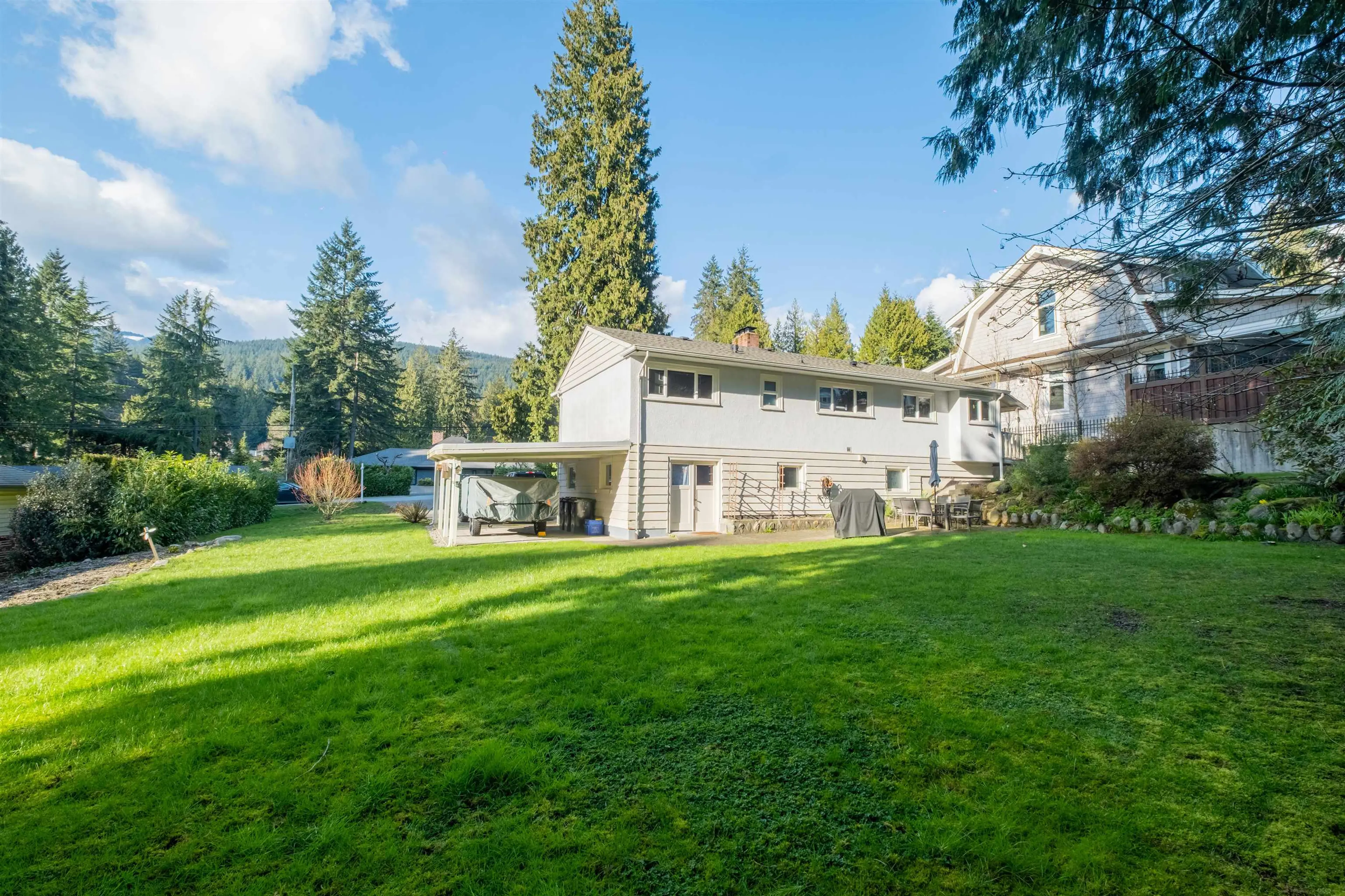 Property at 551 E OSBORNE ROAD, North Vancouver, BC