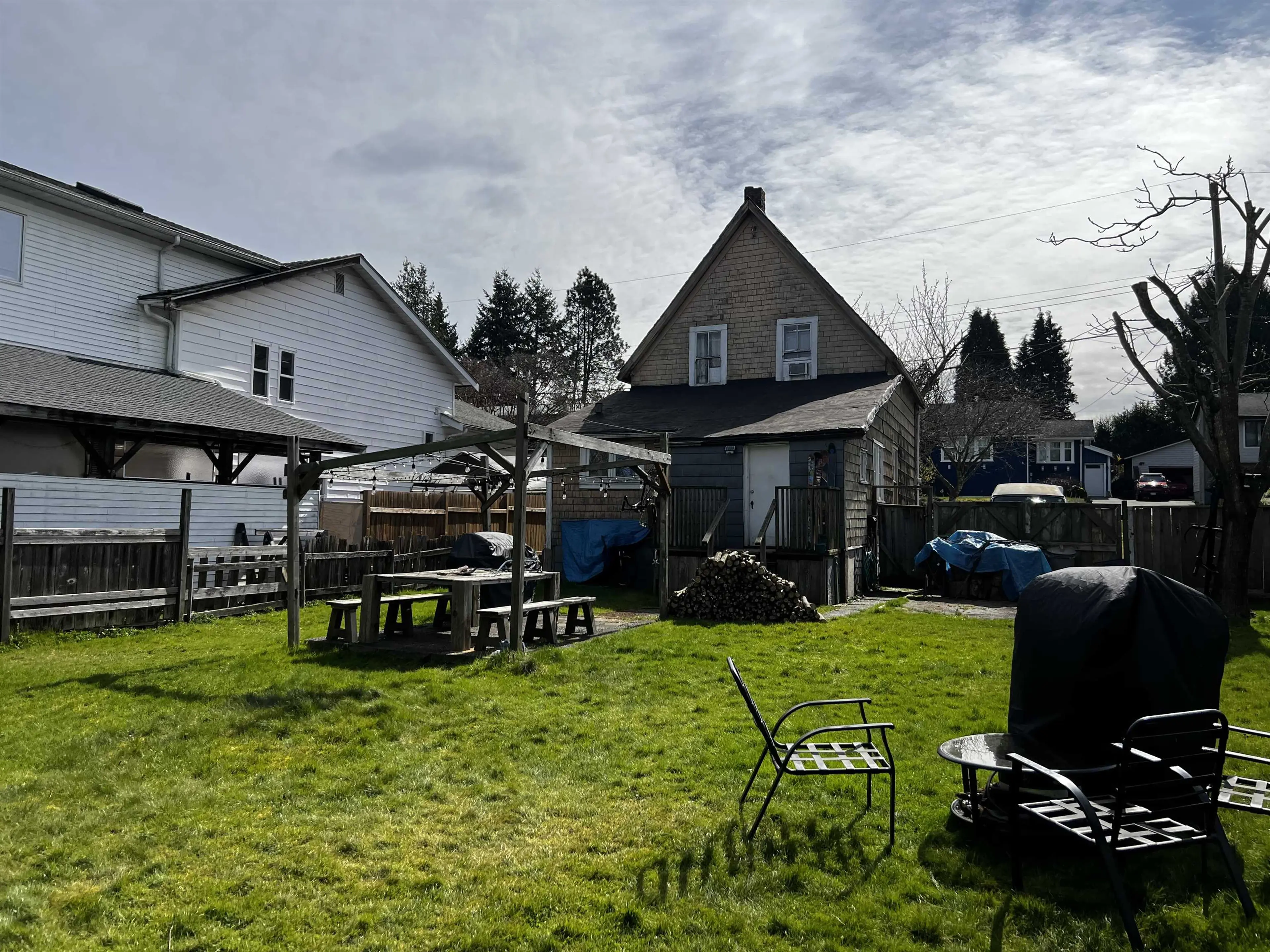 Property at 235 DURHAM STREET, New Westminster, BC