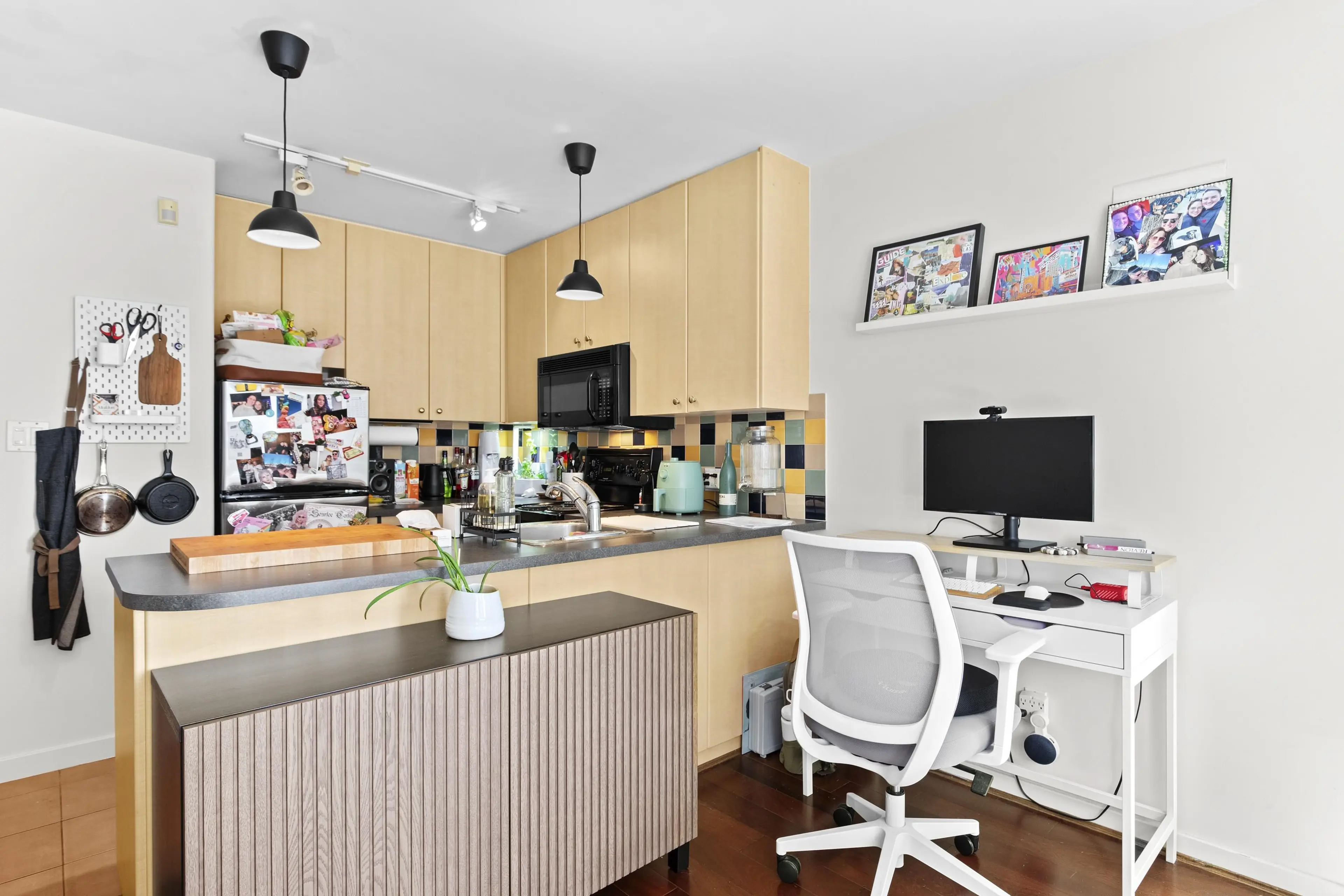 Property at #1105 819 HAMILTON STREET, Vancouver, BC