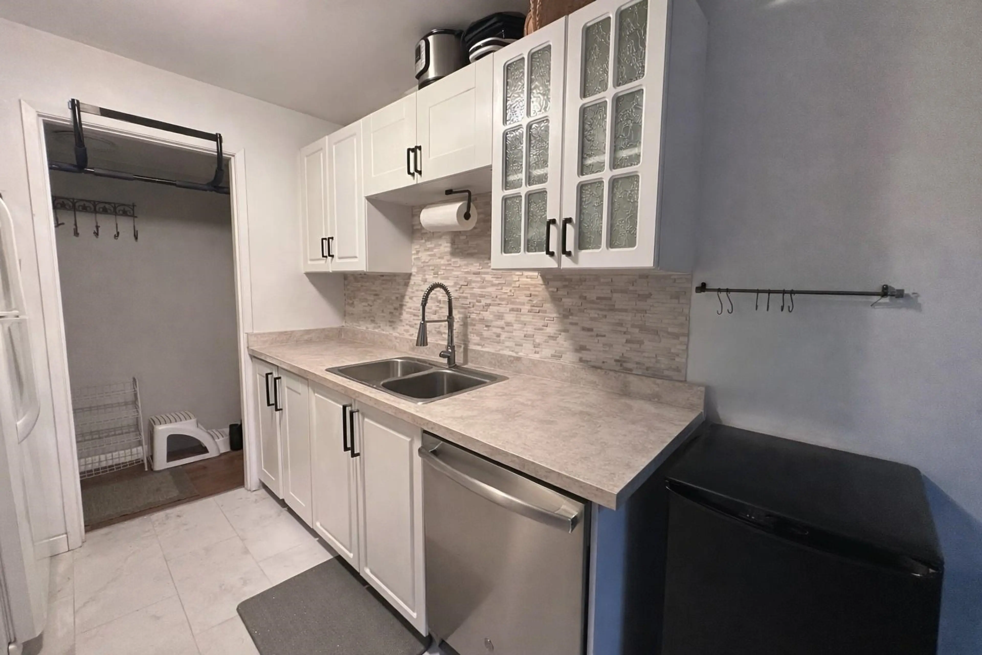 Property at #5 38171 WESTWAY AVENUE, Squamish, BC