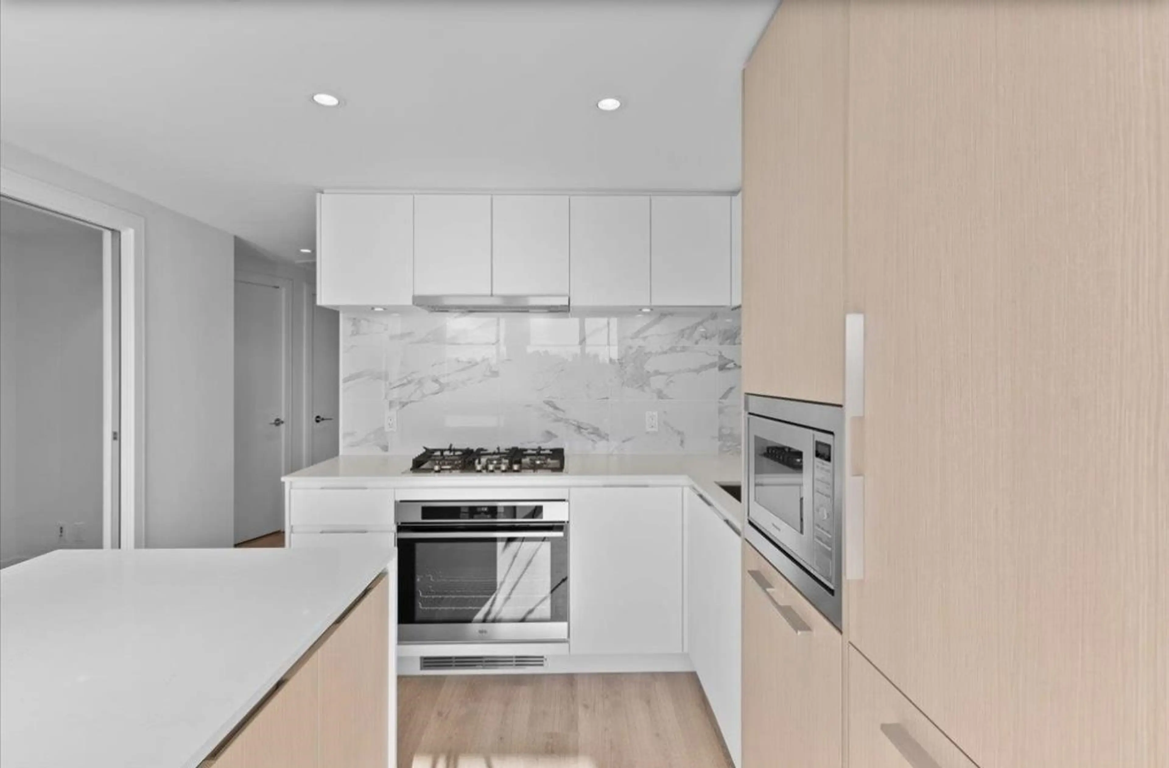 Property at #1808 1500 FERN STREET, North Vancouver, BC