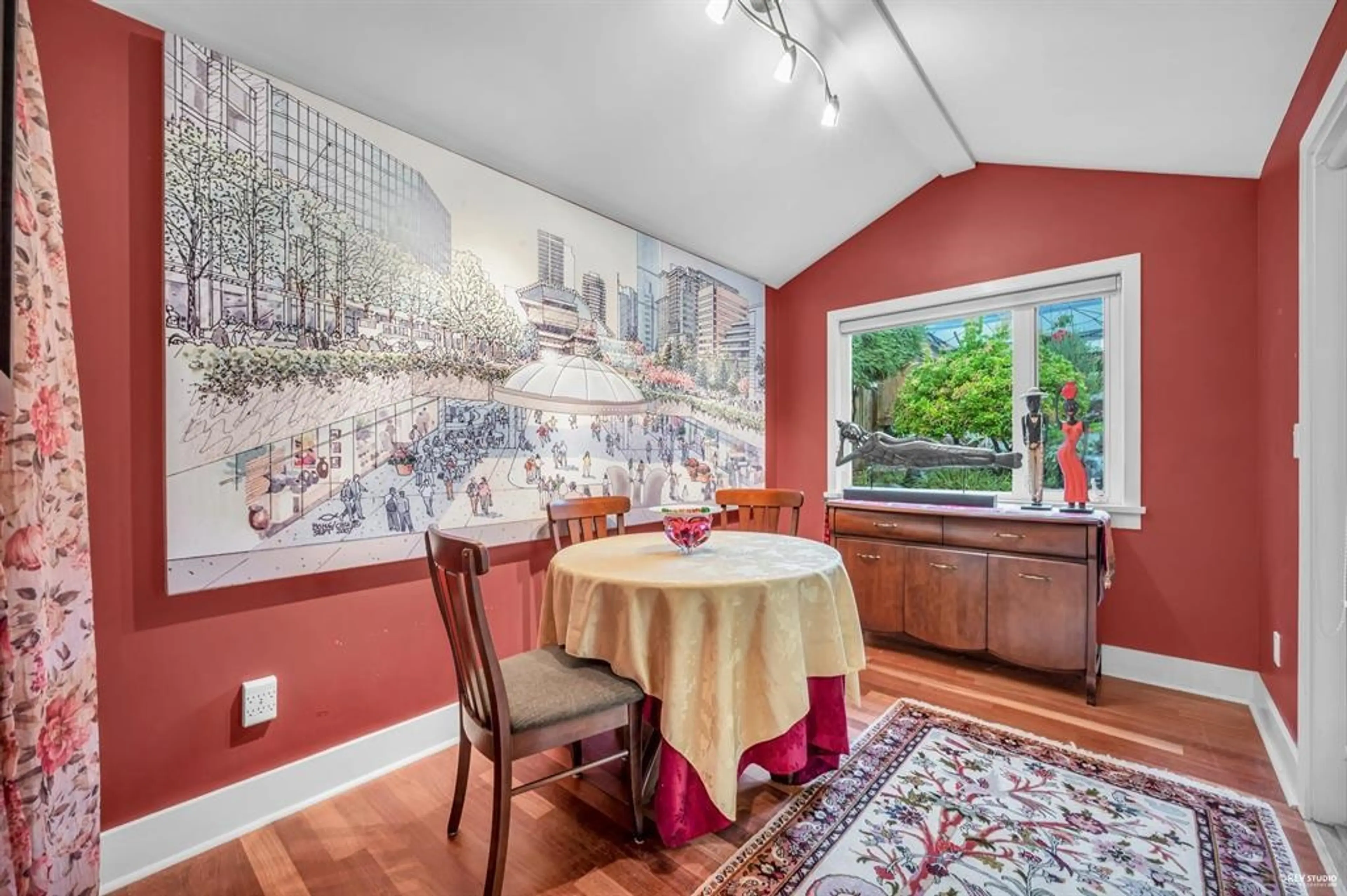 Property at 628 E 7TH STREET, North Vancouver, BC