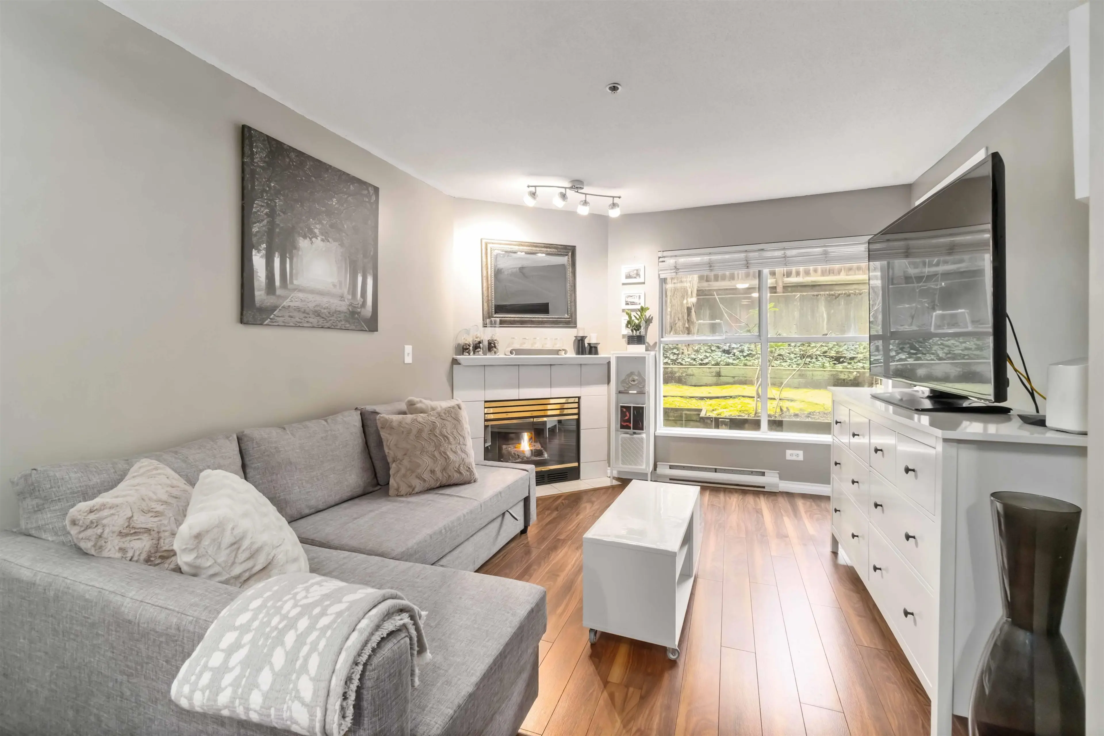 Property at #105 509 CARNARVON STREET, New Westminster, BC