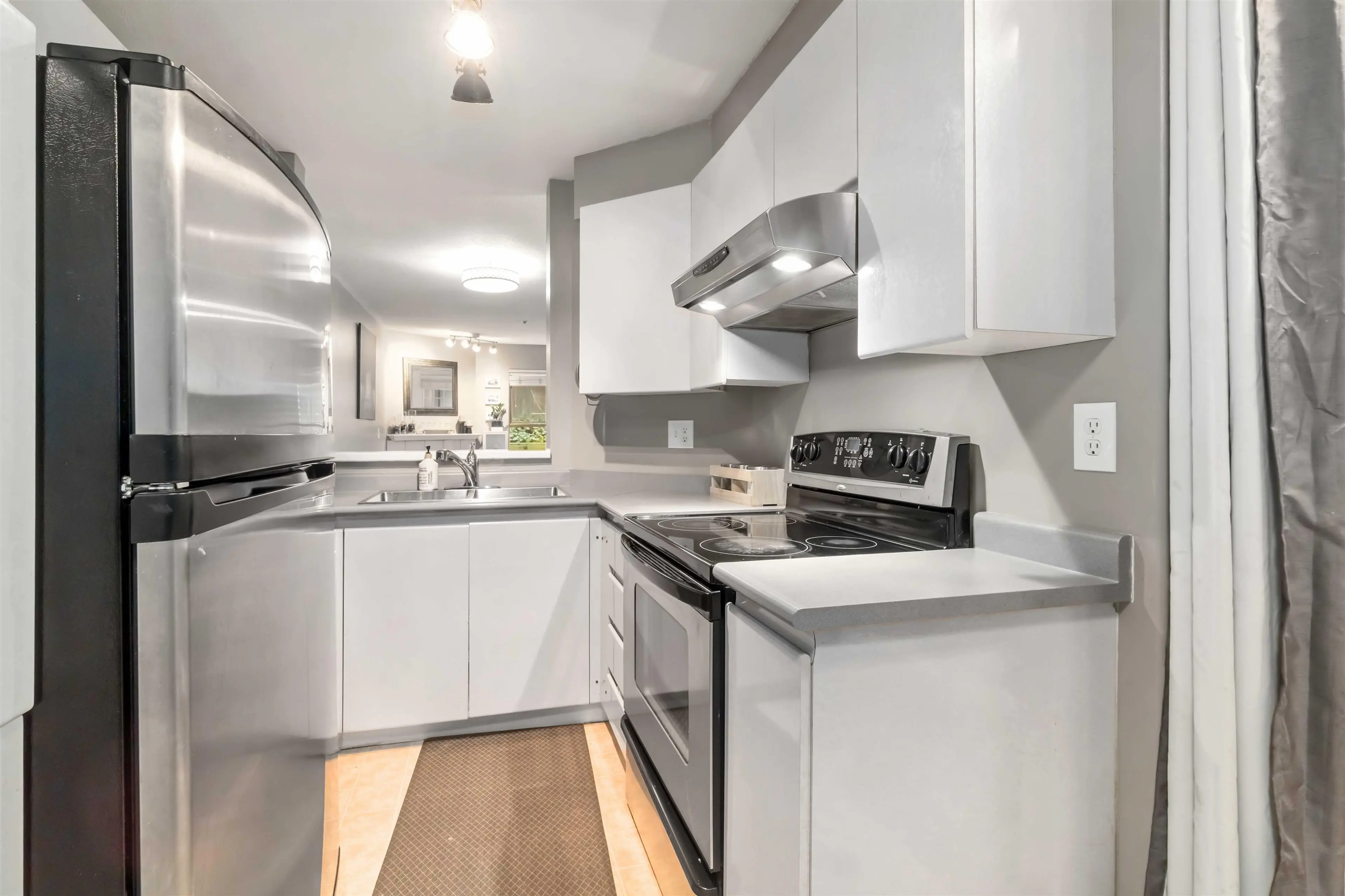 Property at #105 509 CARNARVON STREET, New Westminster, BC