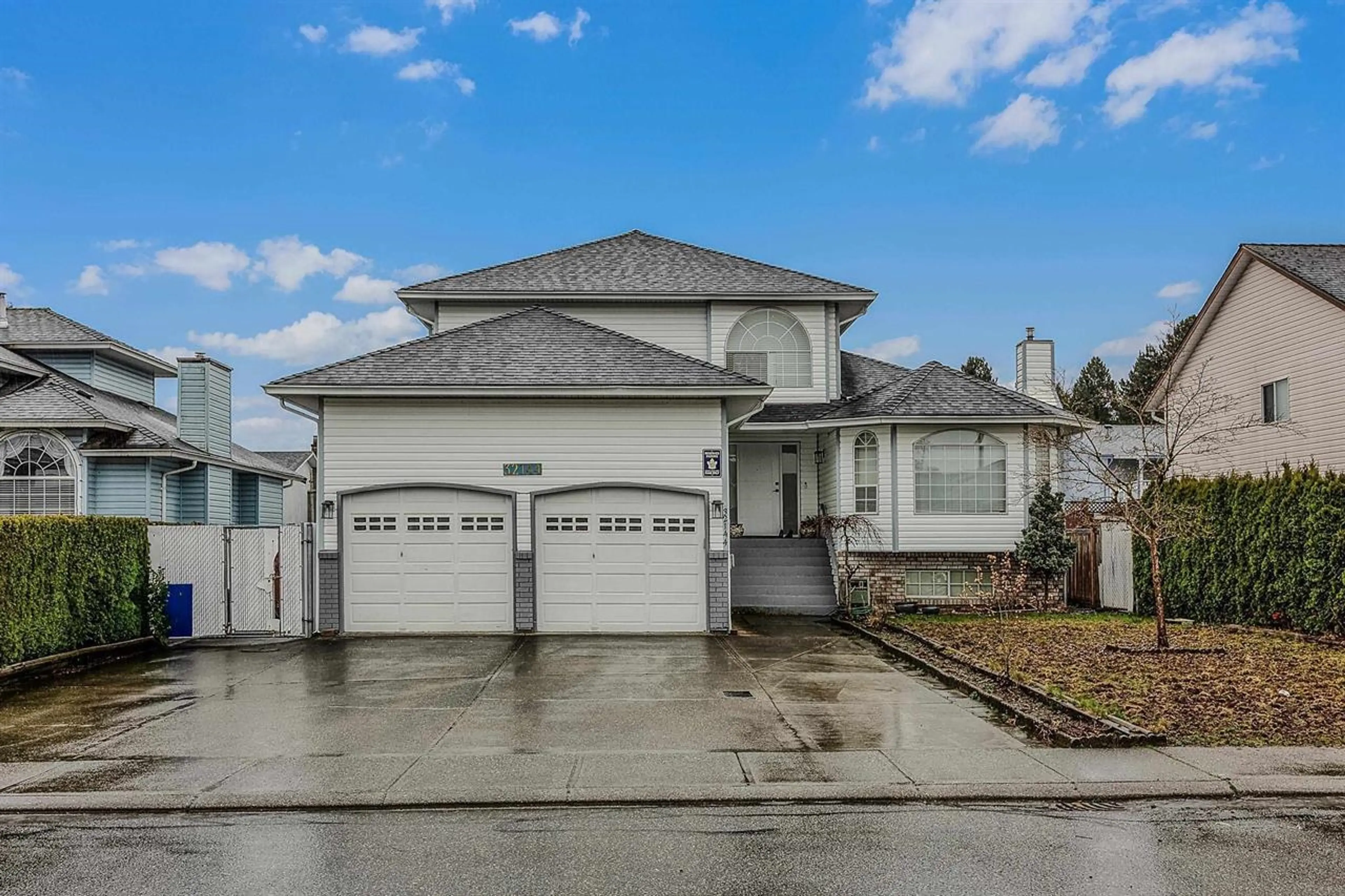 Property at 32144 ASHCROFT DRIVE, Abbotsford, BC