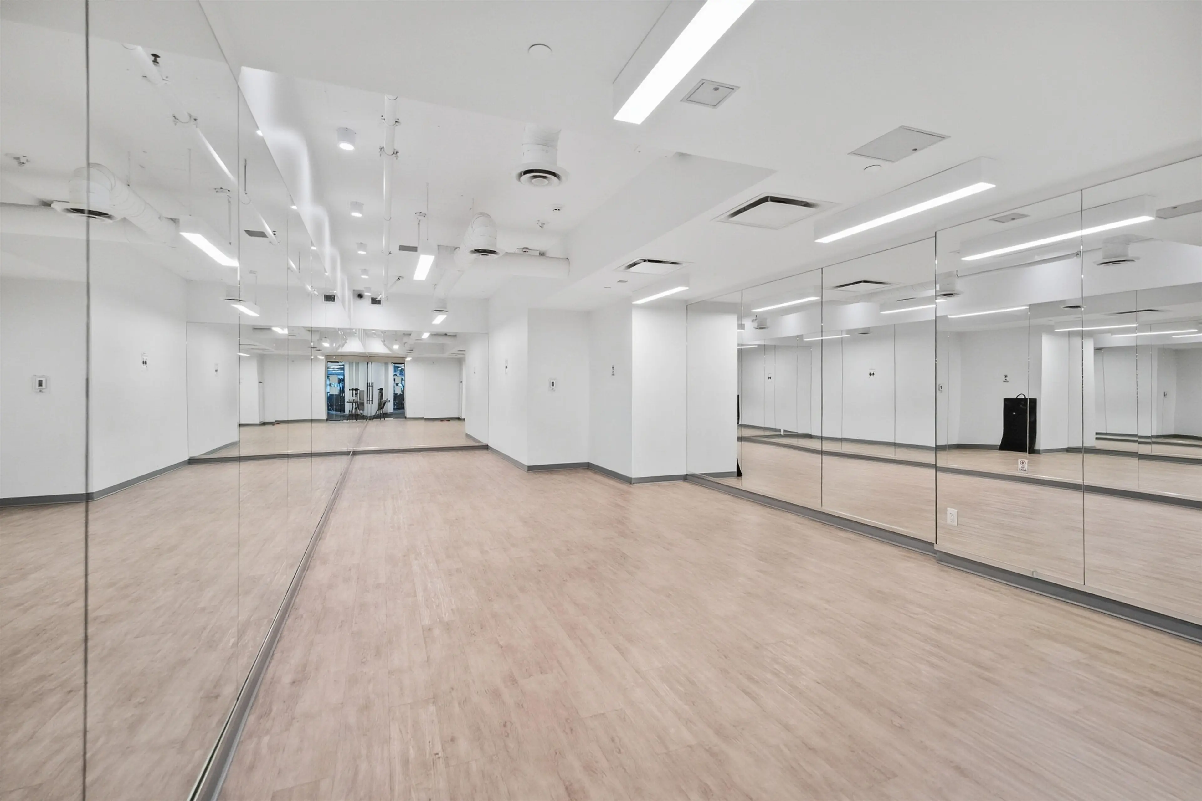 Property at #2602 10448 UNIVERSITY DRIVE, Surrey, BC