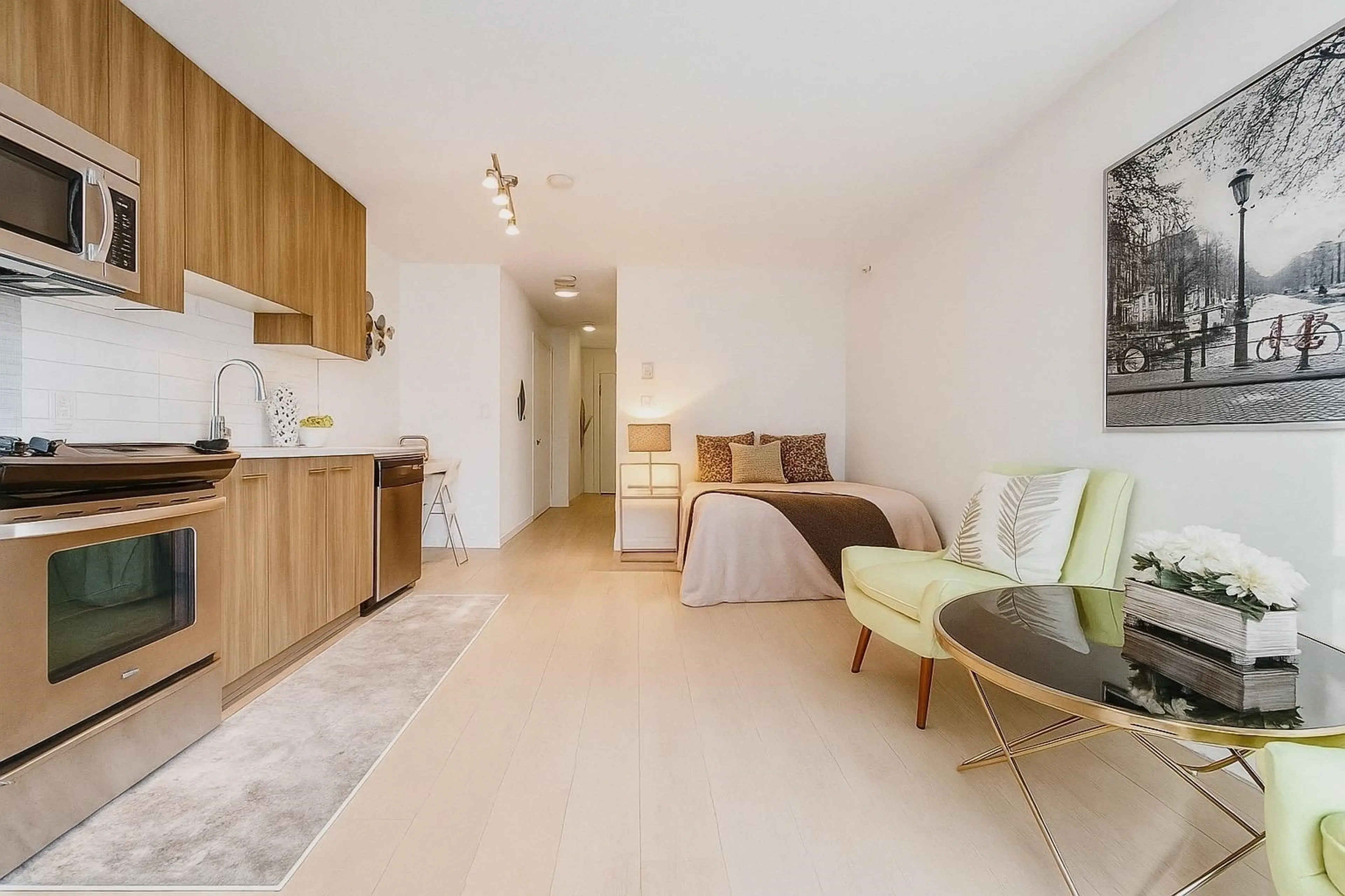 Property at #209 13325 102A AVENUE, Surrey, BC