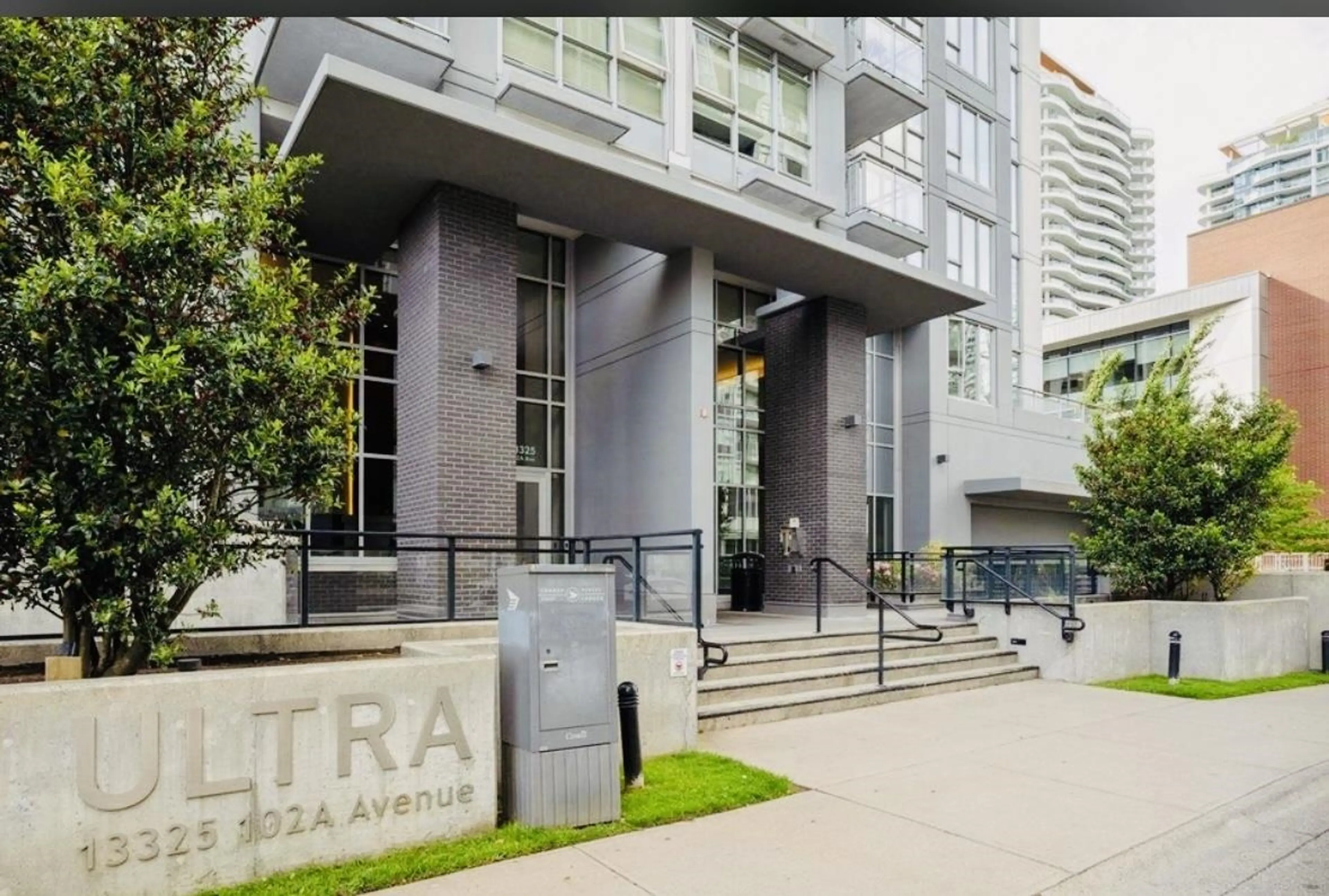 Property at #209 13325 102A AVENUE, Surrey, BC