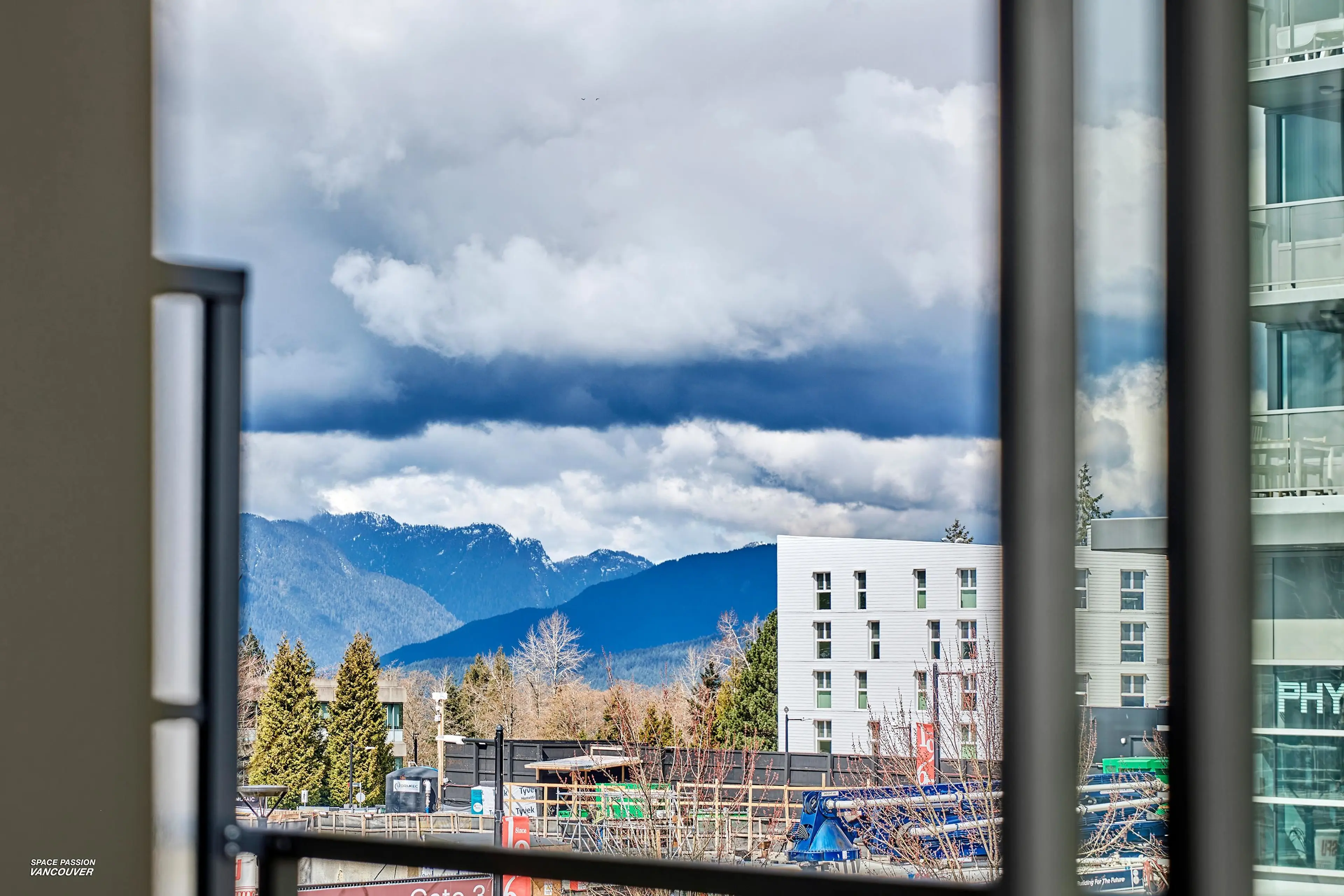 Property at #415 9009 CORNERSTONE MEWS, Burnaby, BC