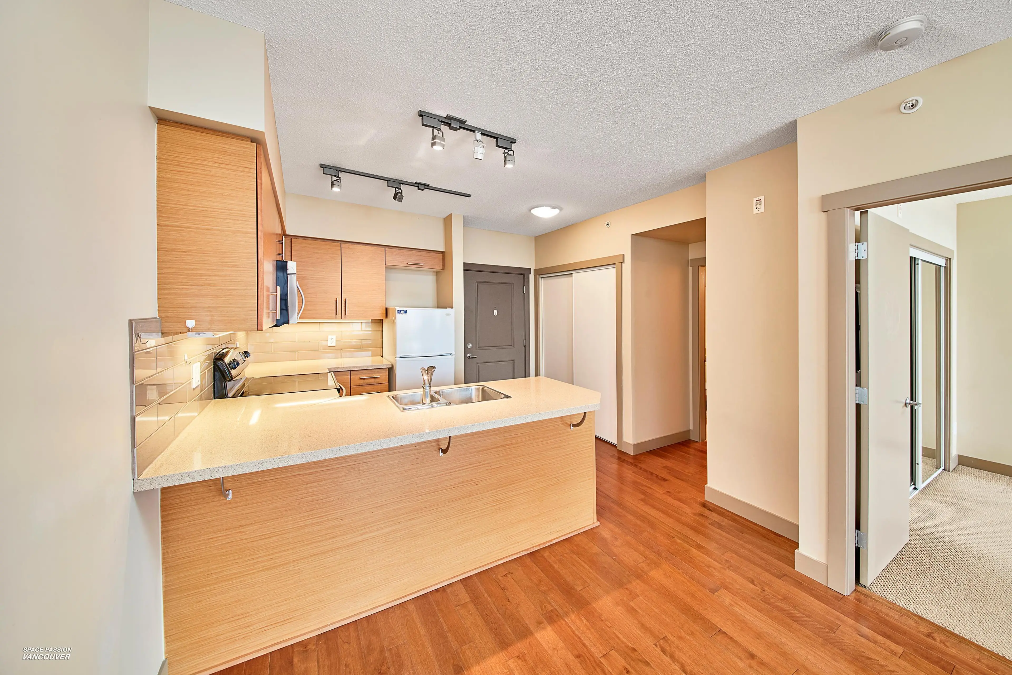 Property at #415 9009 CORNERSTONE MEWS, Burnaby, BC