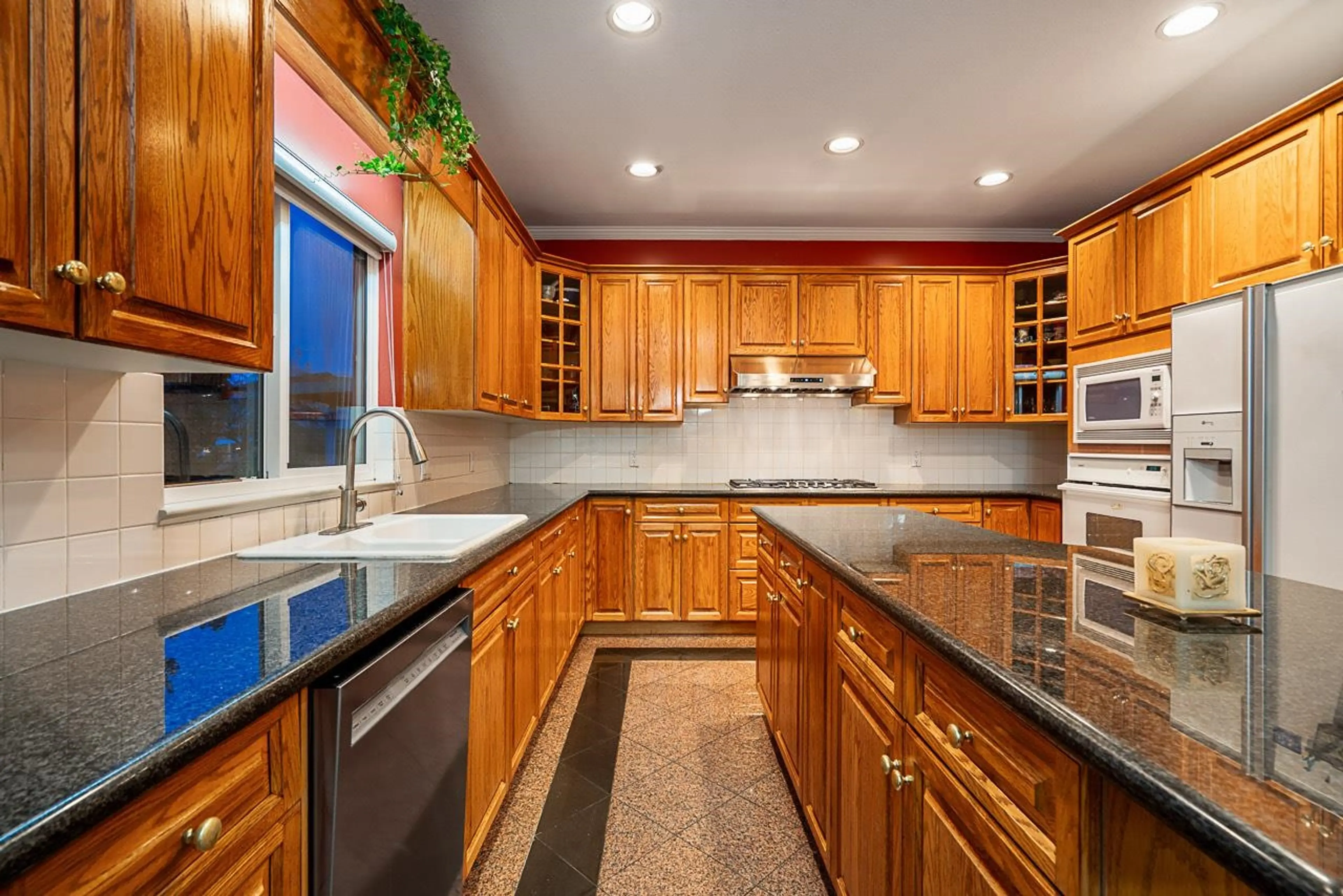 Property at 2768 SOUTHCREST DRIVE, Burnaby, BC