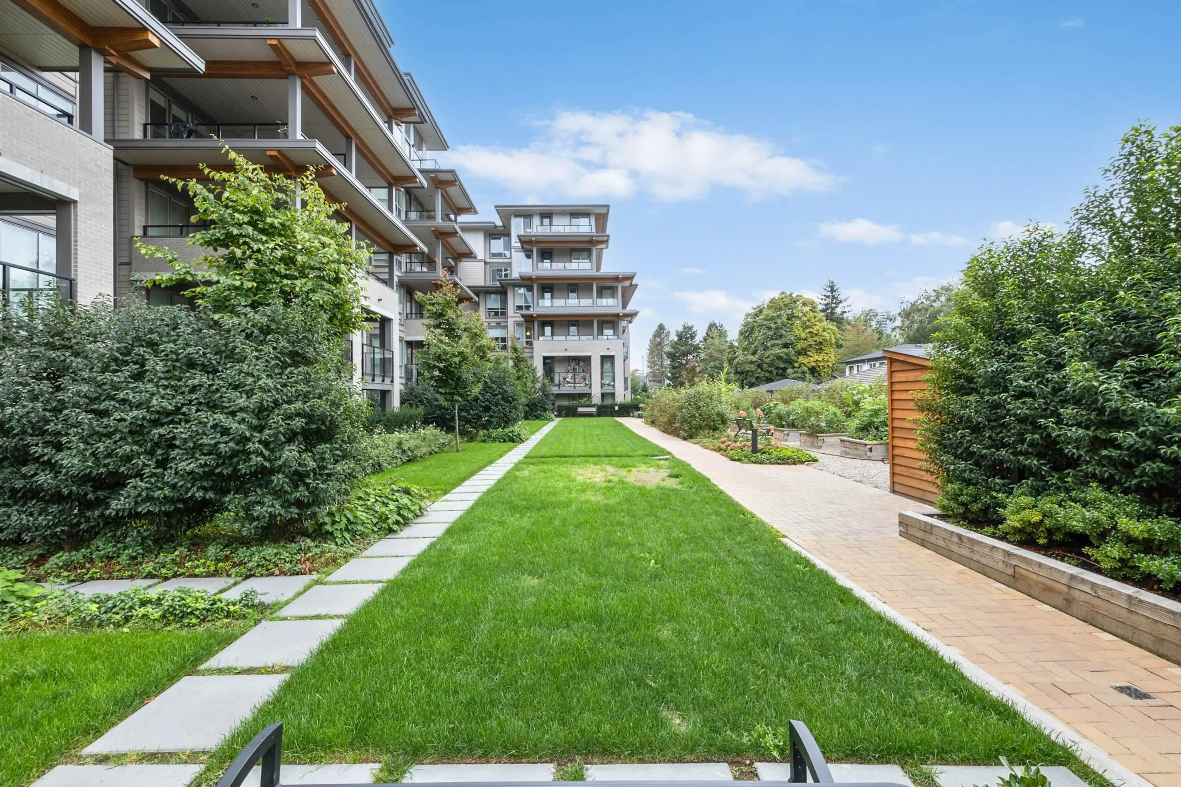 Property at #522 7588 16TH STREET, Burnaby, BC