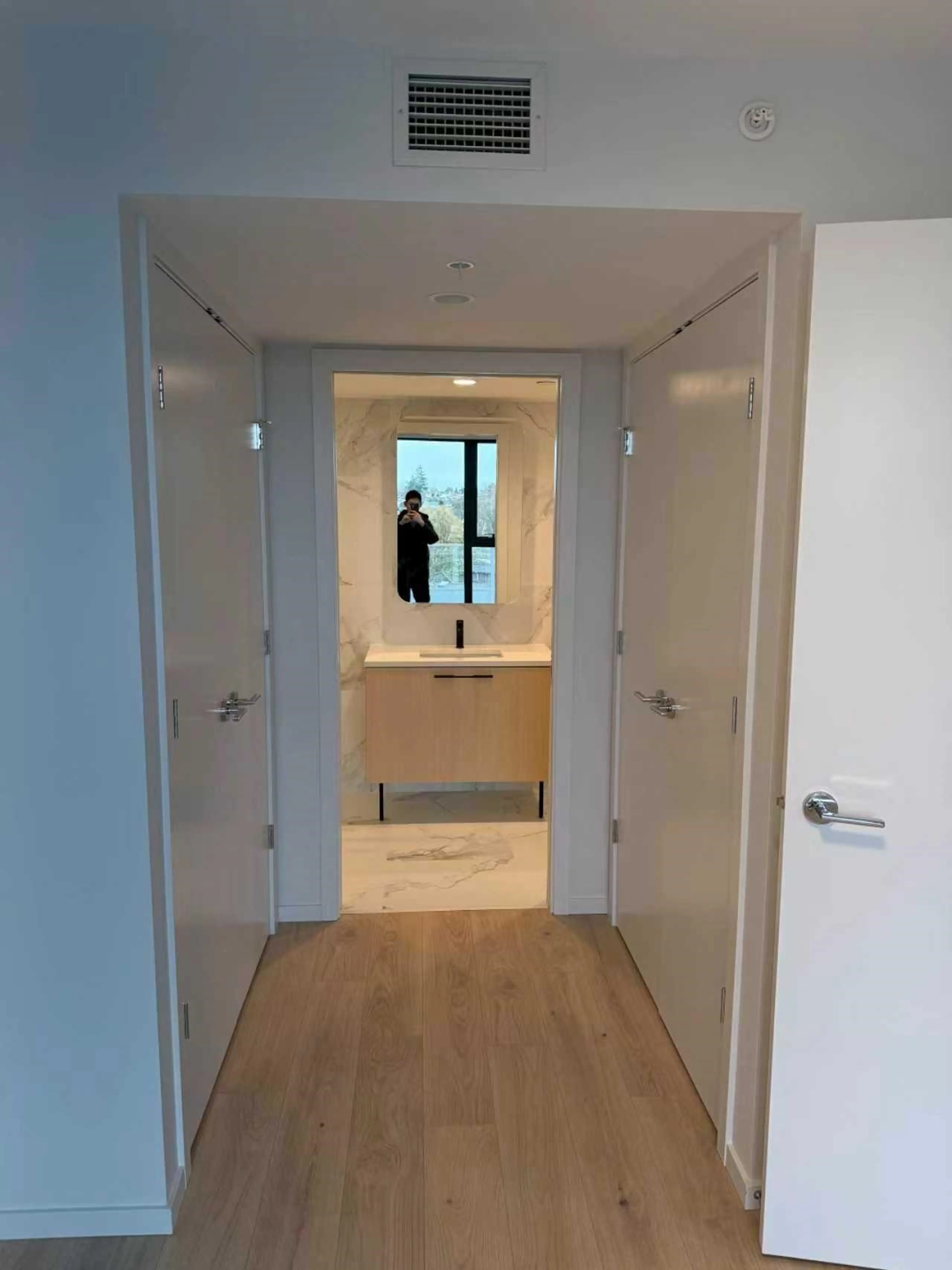 Property at #512 2729 KINGSWAY, Vancouver, BC