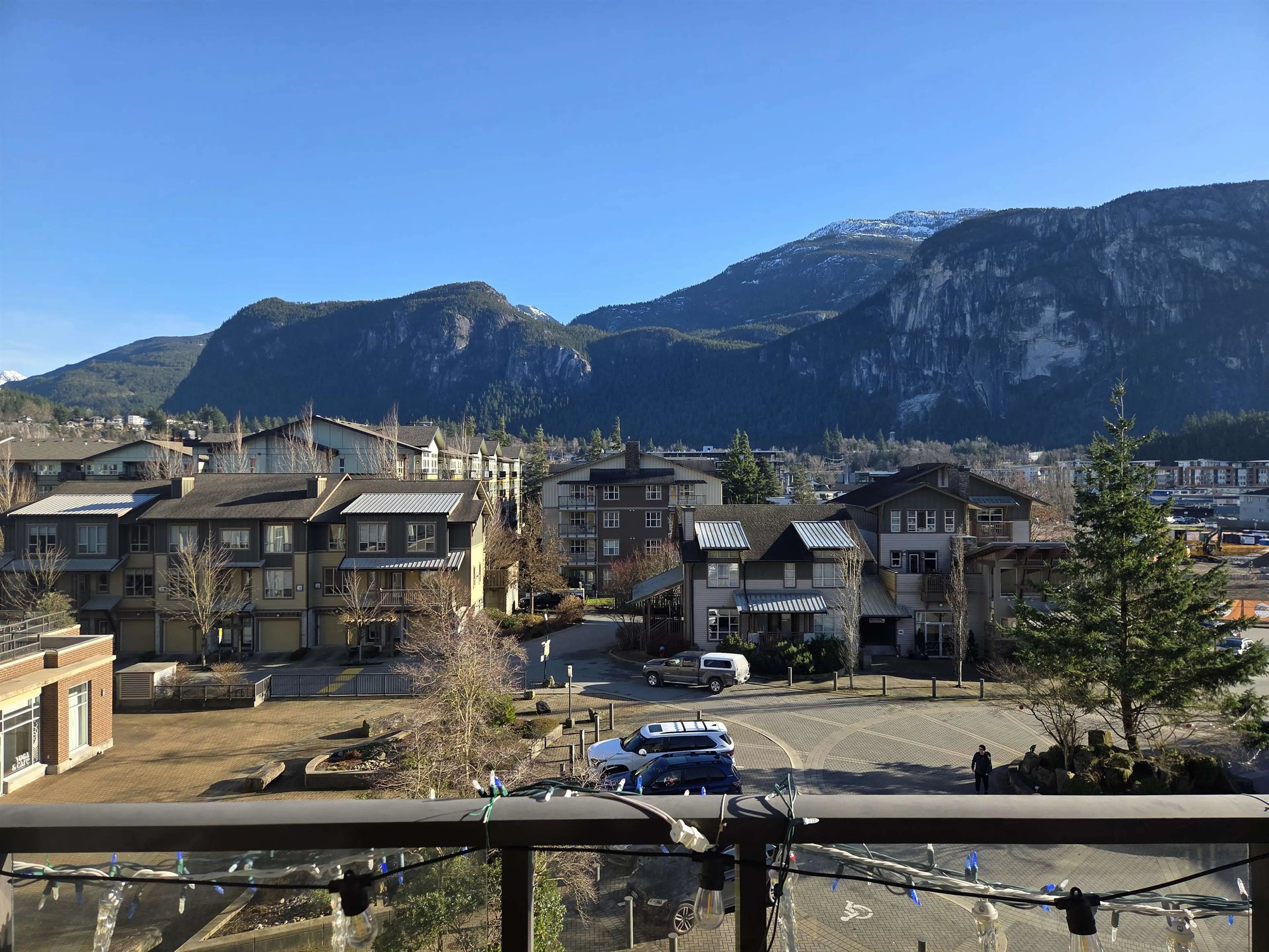 Property at #402 1211 VILLAGE GREEN WAY, Squamish, BC