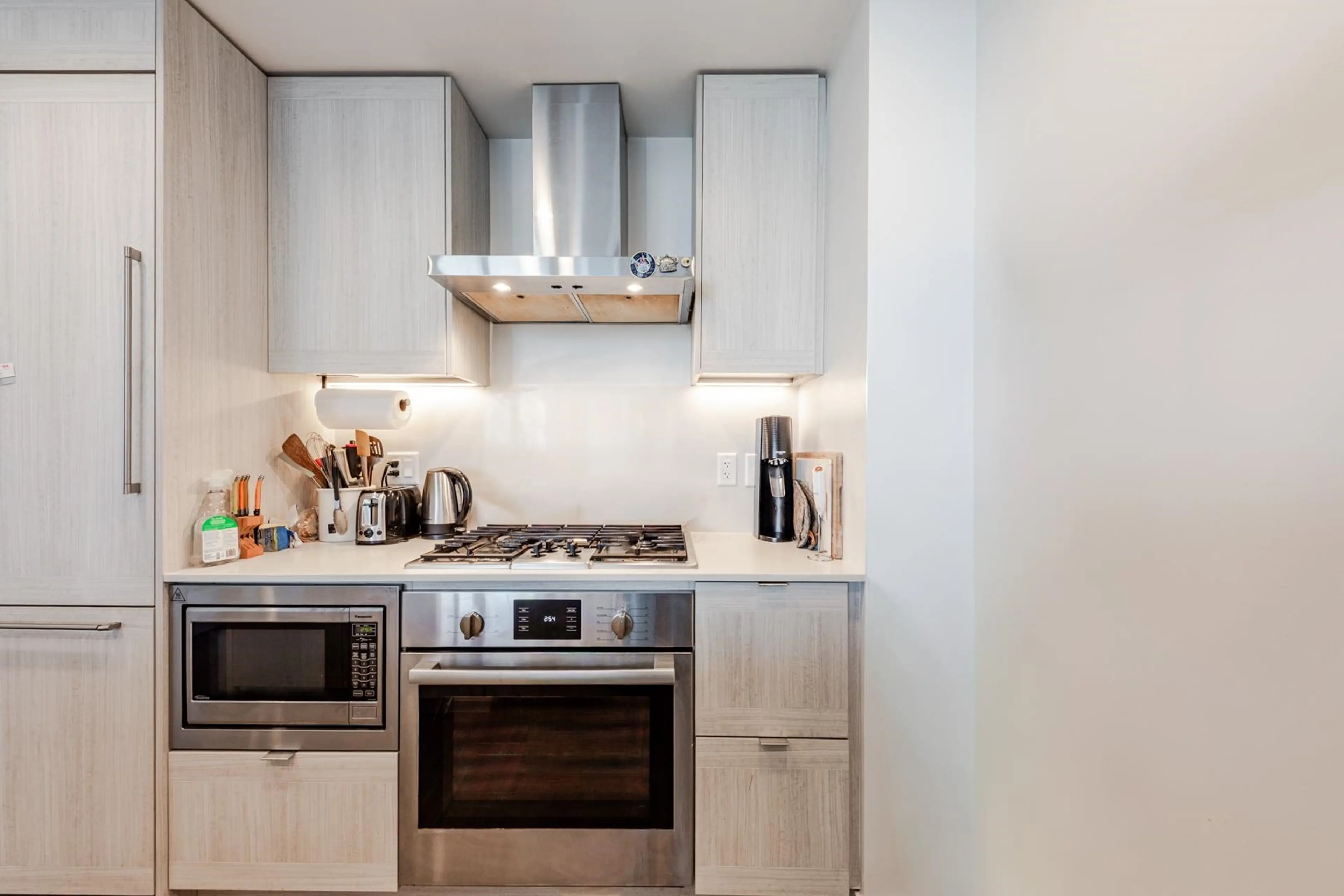 Property at #1805 2311 BETA AVENUE, Burnaby, BC