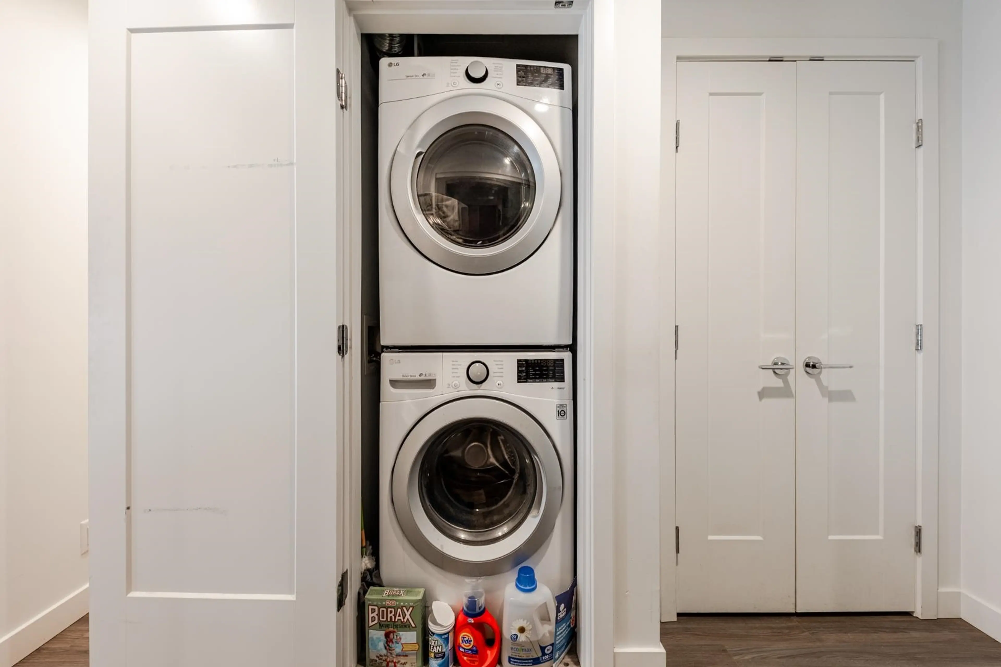 Property at #1805 2311 BETA AVENUE, Burnaby, BC