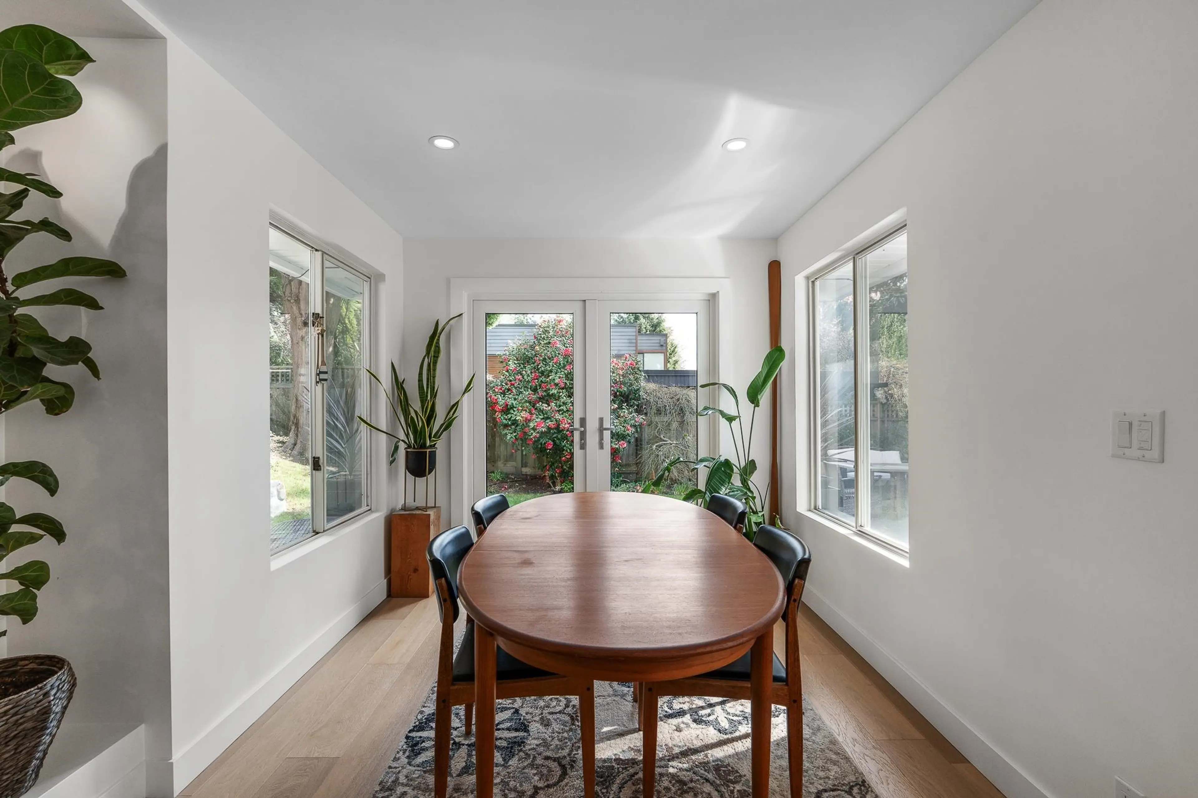 Property at 1842 MATHERS COURT, West Vancouver, BC