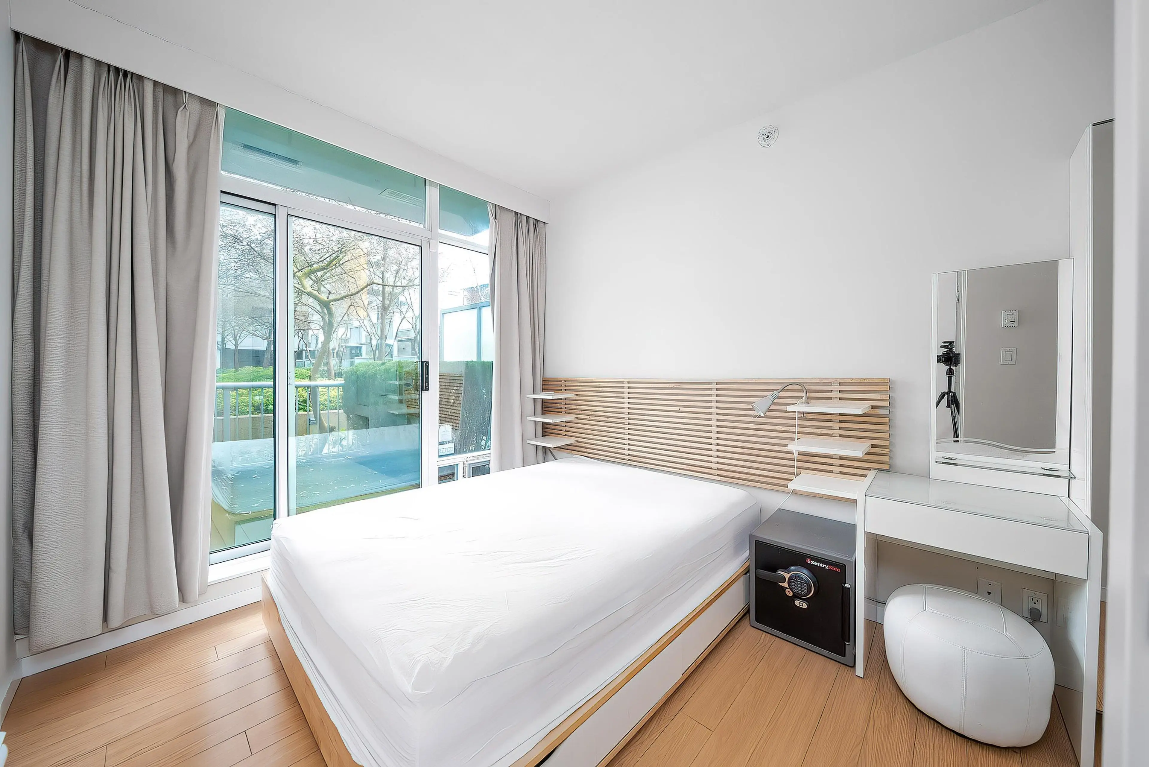 Property at 119 REGIMENT SQUARE, Vancouver, BC