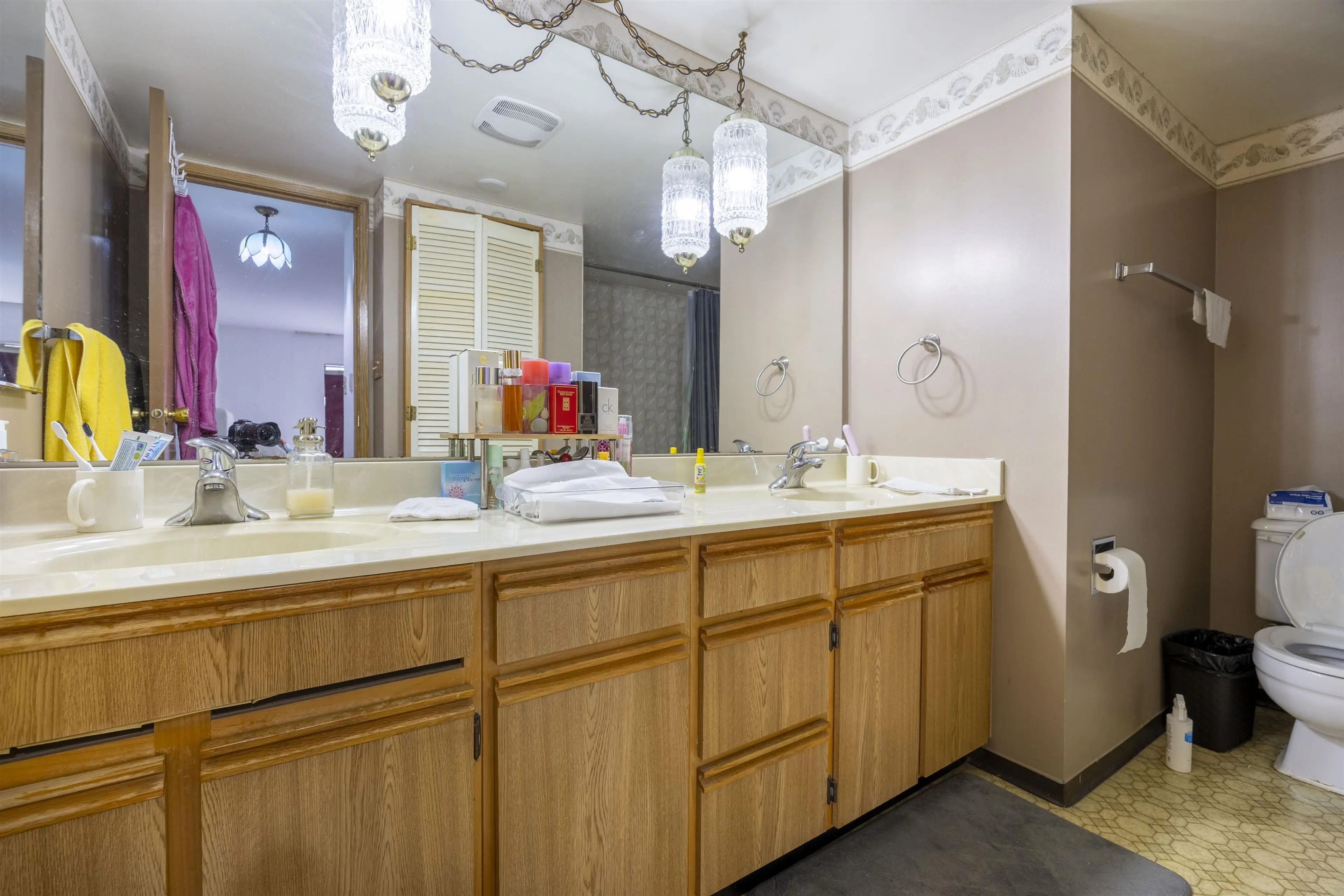 Property at #902 615 BELMONT STREET, New Westminster, BC