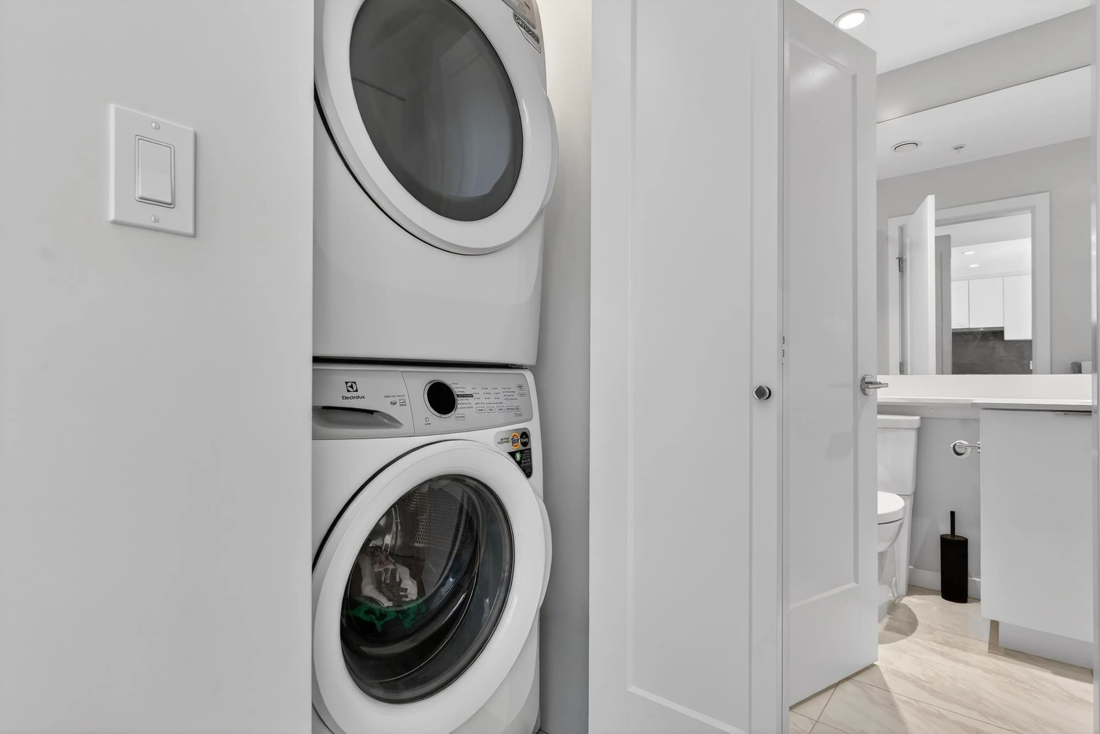 Property at #403 625 COTTONWOOD AVENUE, Coquitlam, BC