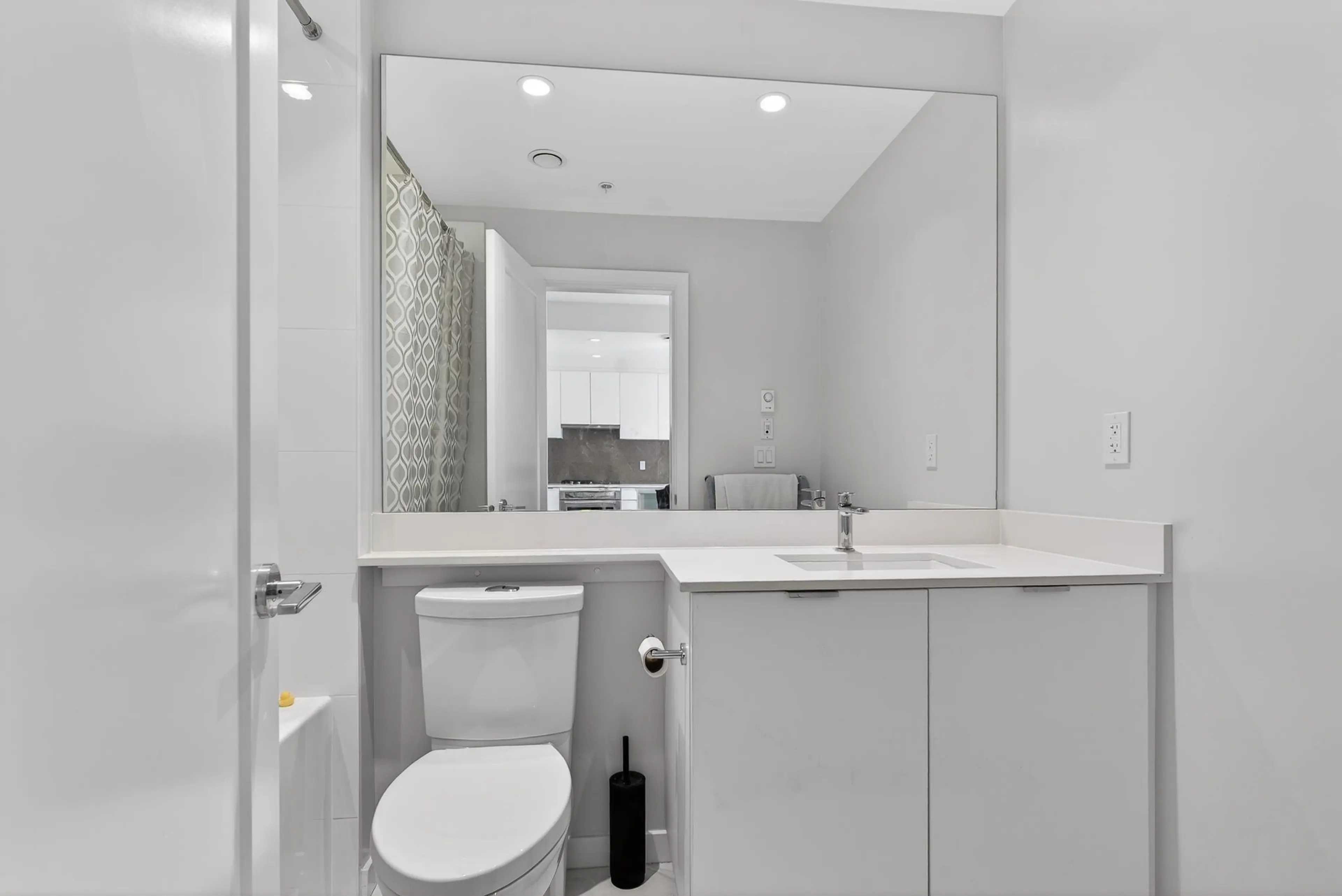 Property at #403 625 COTTONWOOD AVENUE, Coquitlam, BC