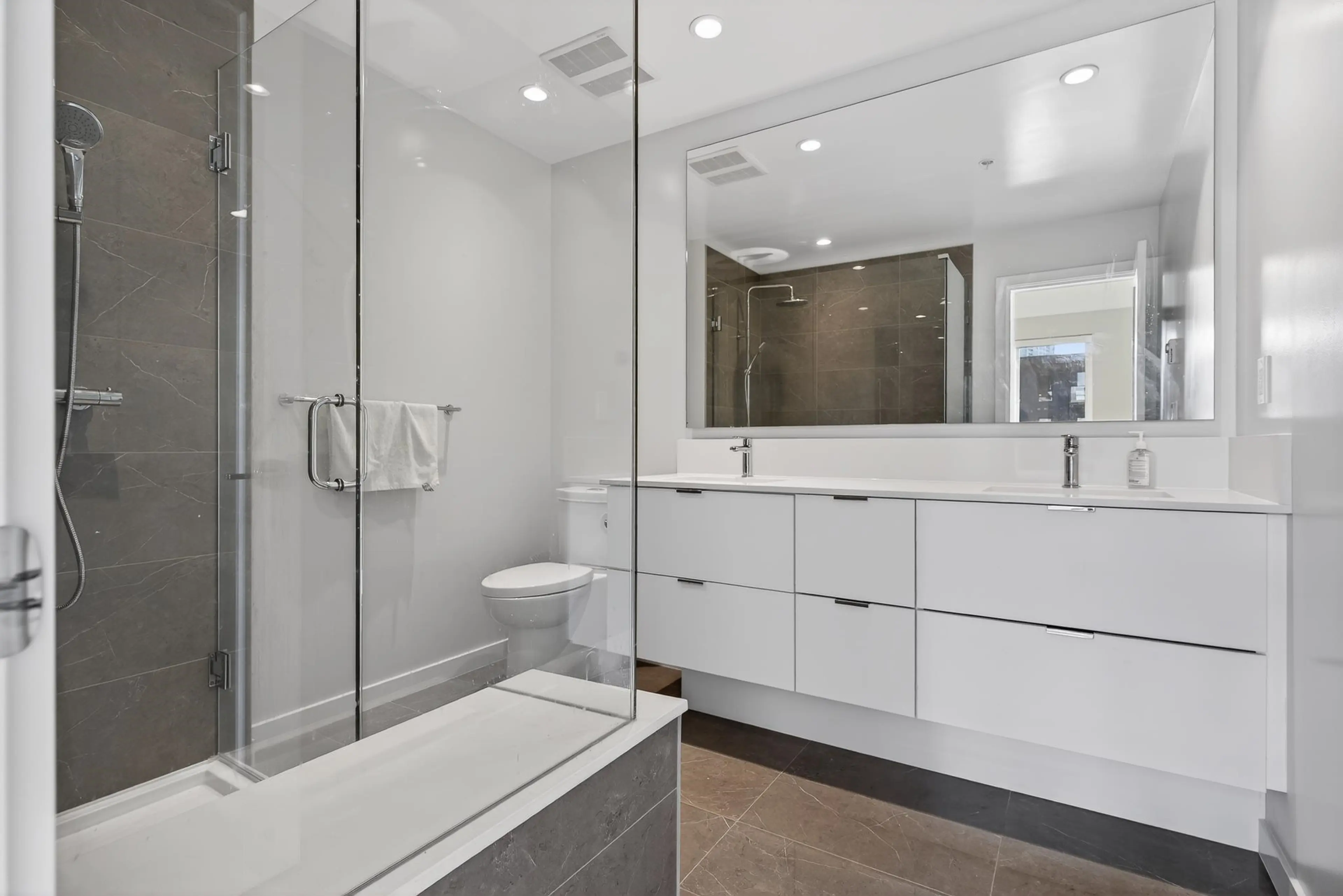 Property at #403 625 COTTONWOOD AVENUE, Coquitlam, BC