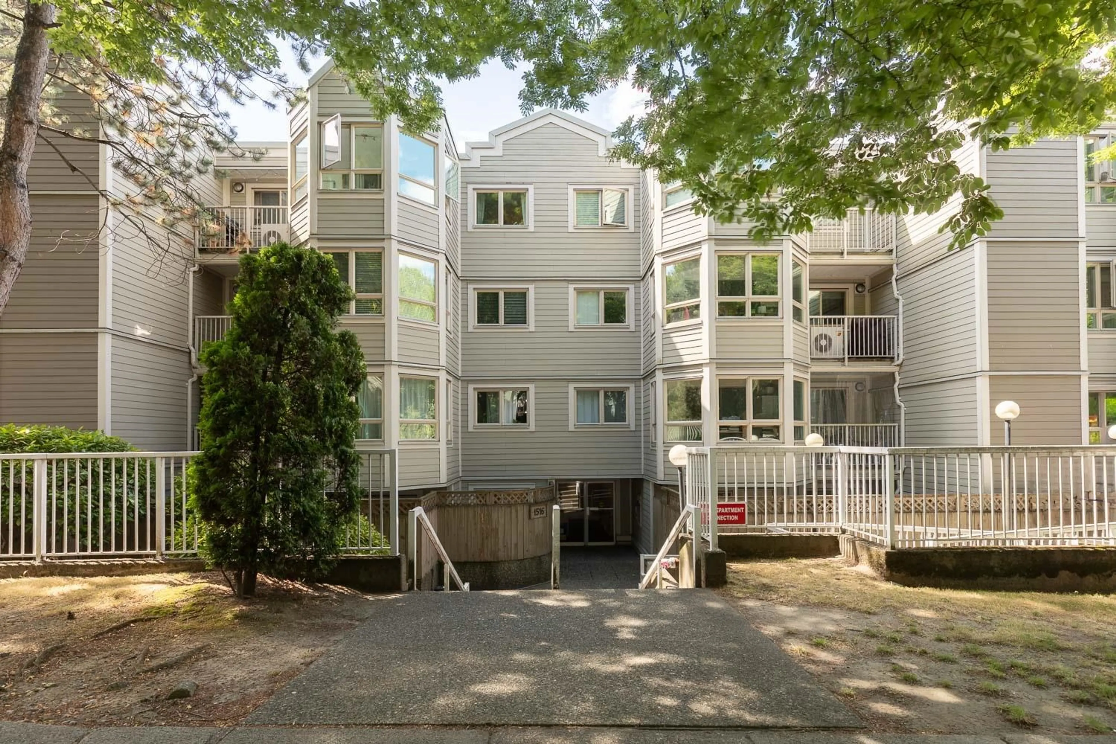 Property at #103 1516 E 1ST AVENUE, Vancouver, BC