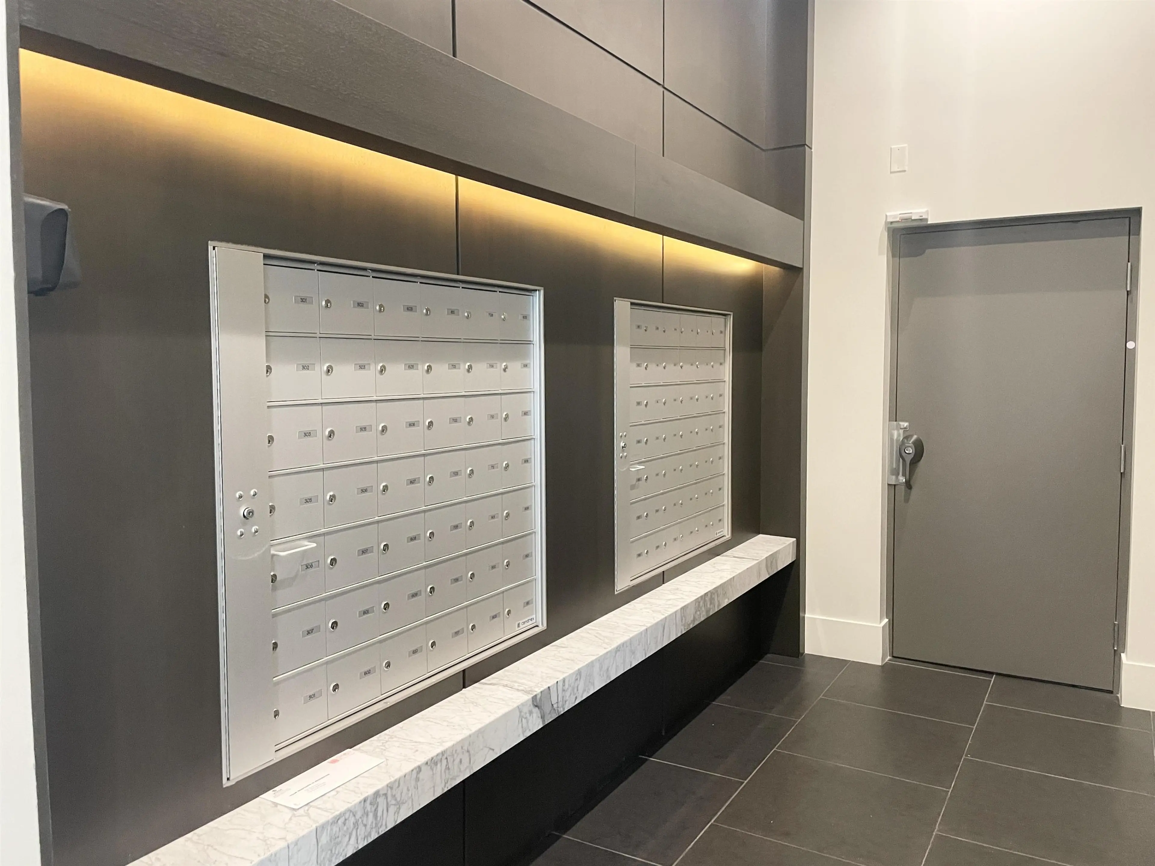 Property at #611 7488 LANSDOWNE ROAD, Richmond, BC