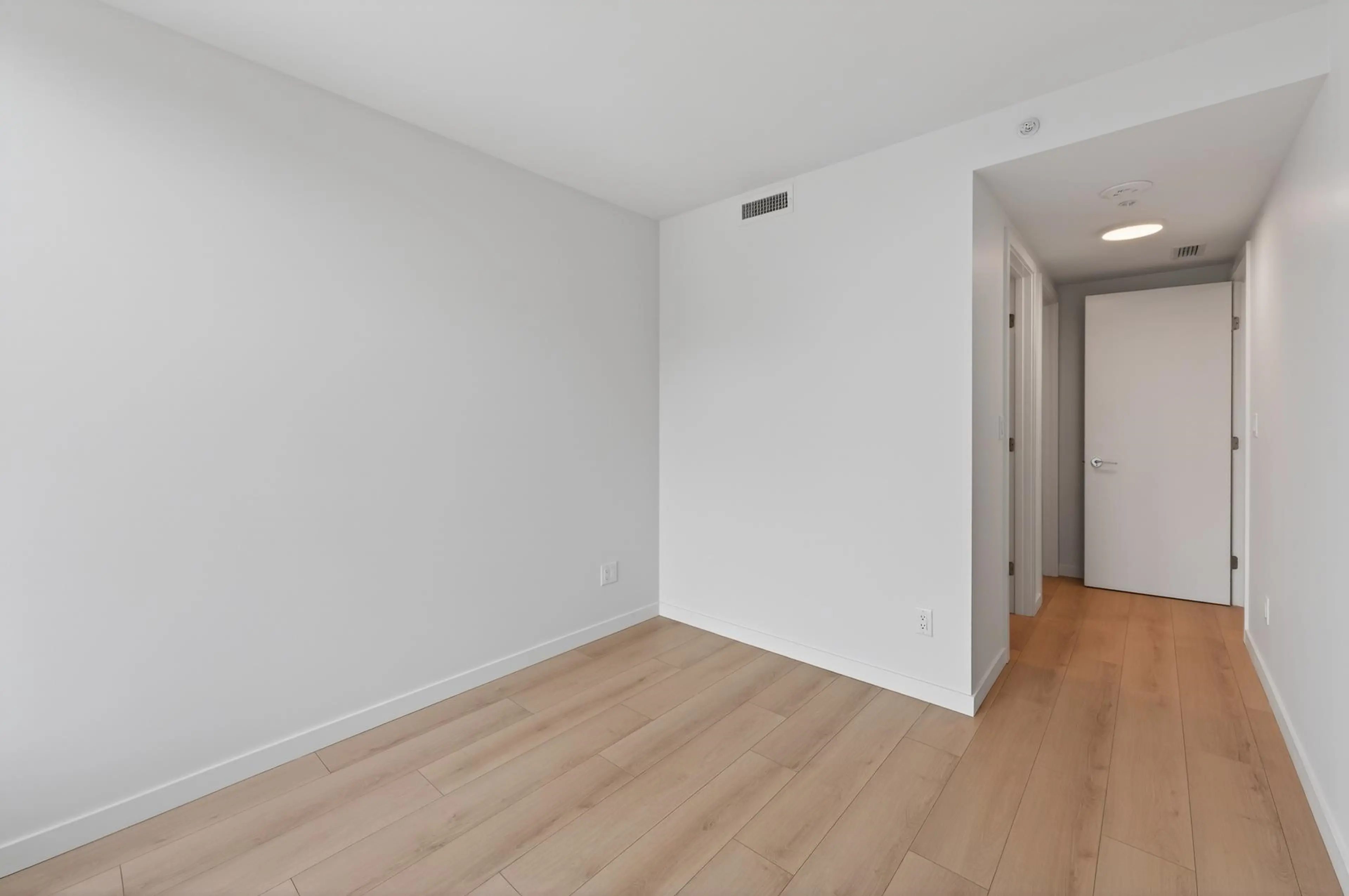 Property at #1303 311 ALDERSON AVENUE, Coquitlam, BC