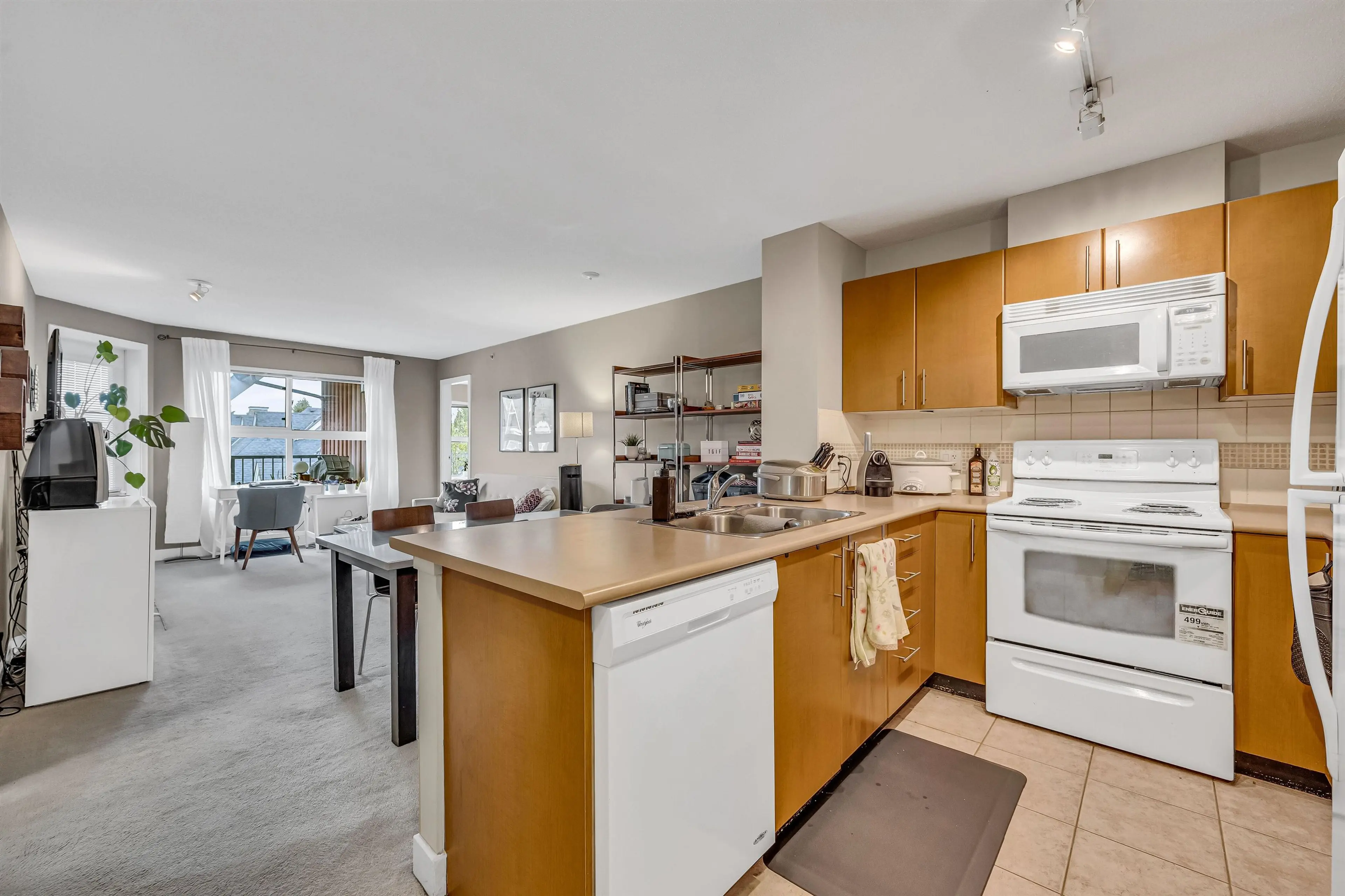Property at #403 7088 MONT ROYAL SQUARE, Vancouver, BC