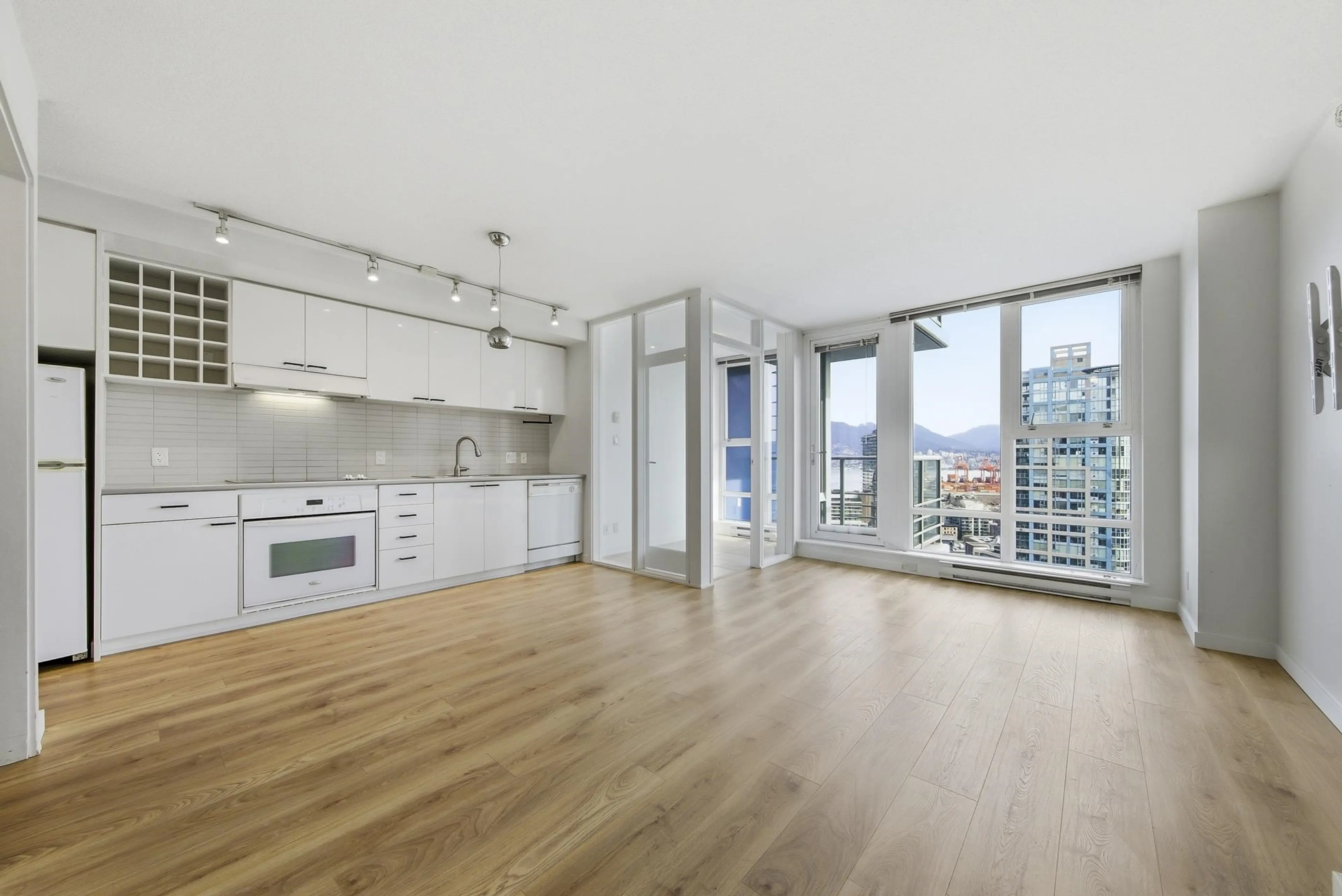Property at #2607 602 CITADEL PARADE, Vancouver, BC