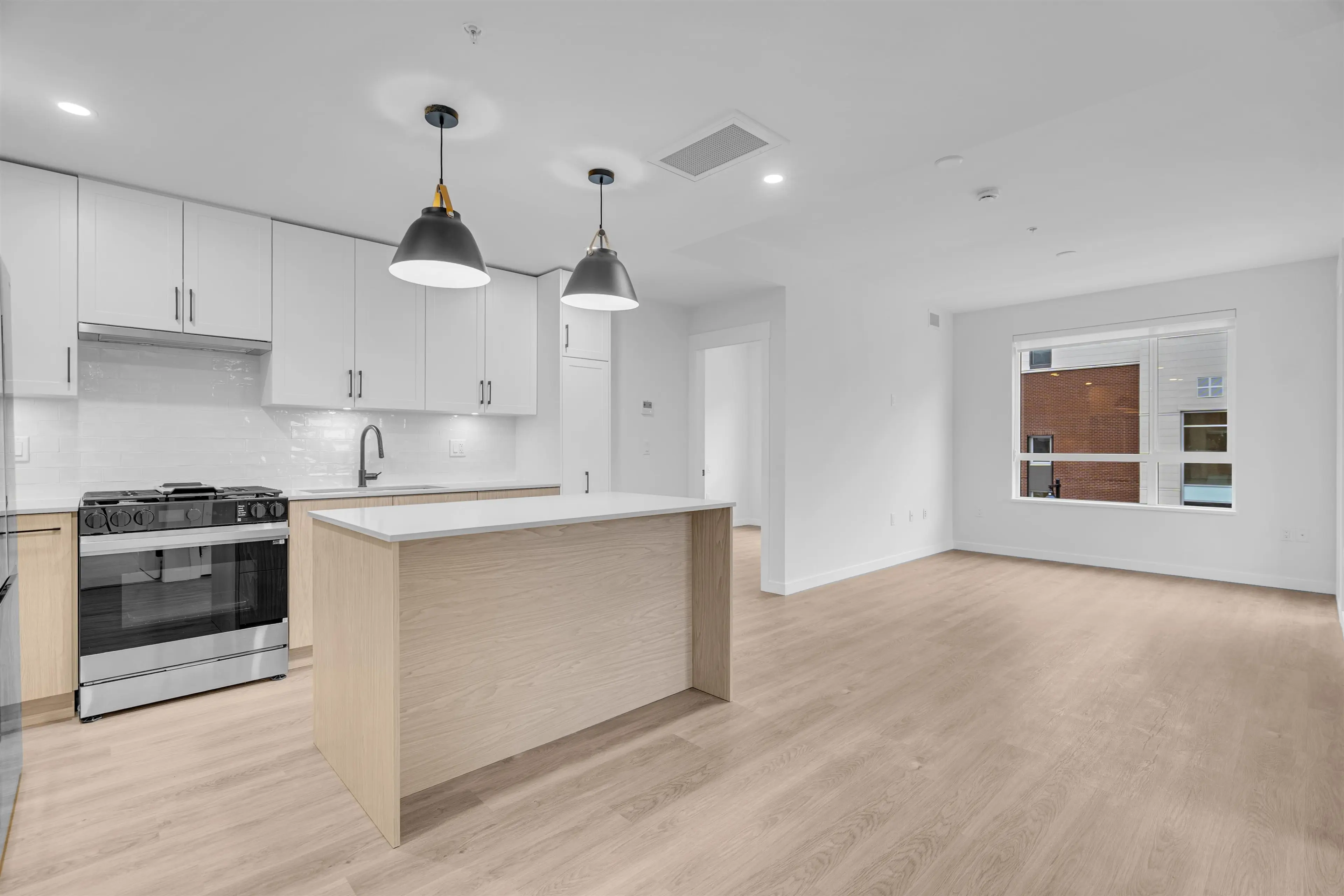 Property at #412 27249 ALDERGROVE TOWN CENTRE DRIVE, Langley, BC