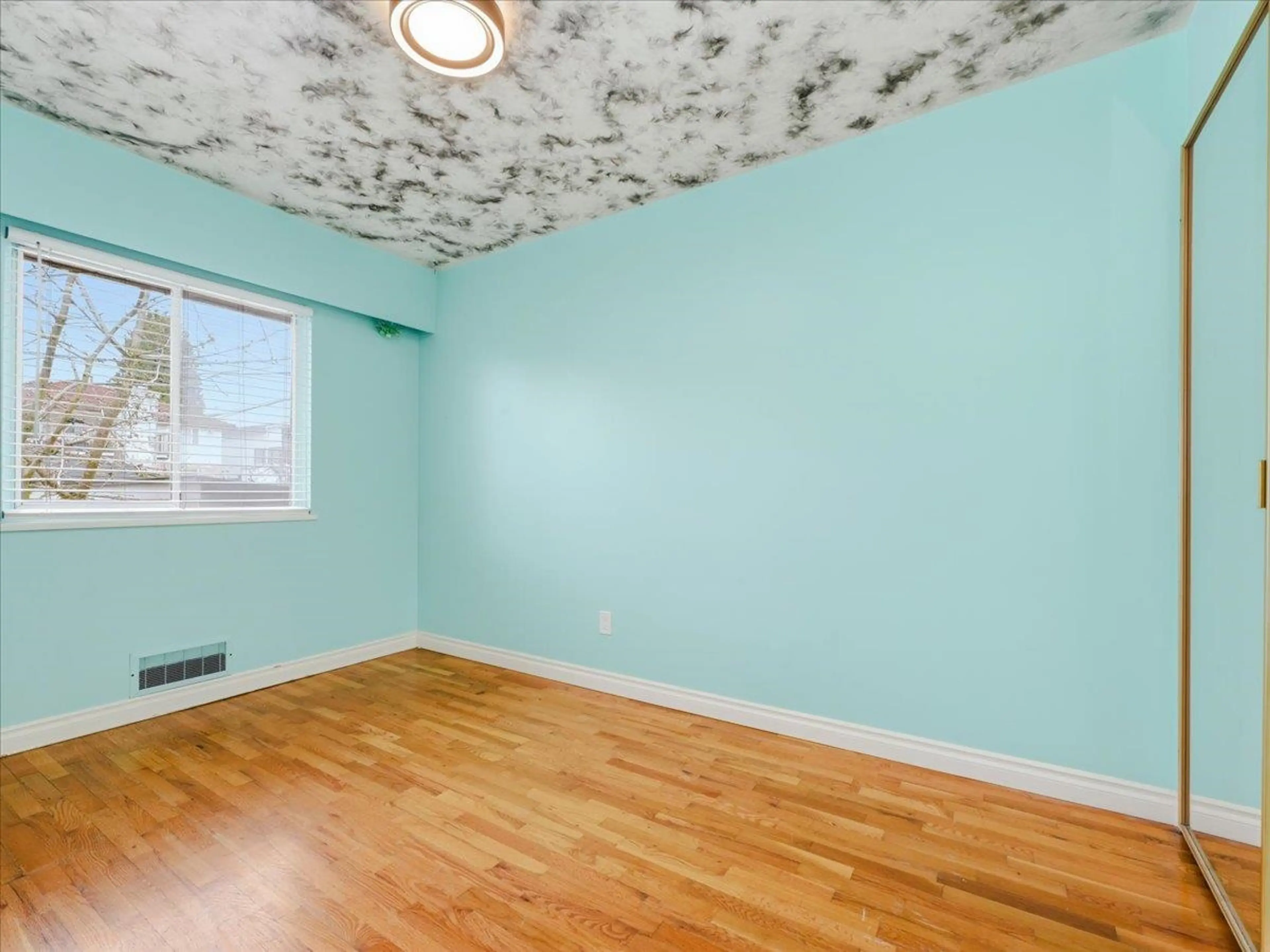 Property at 4009 UNION STREET, Burnaby, BC