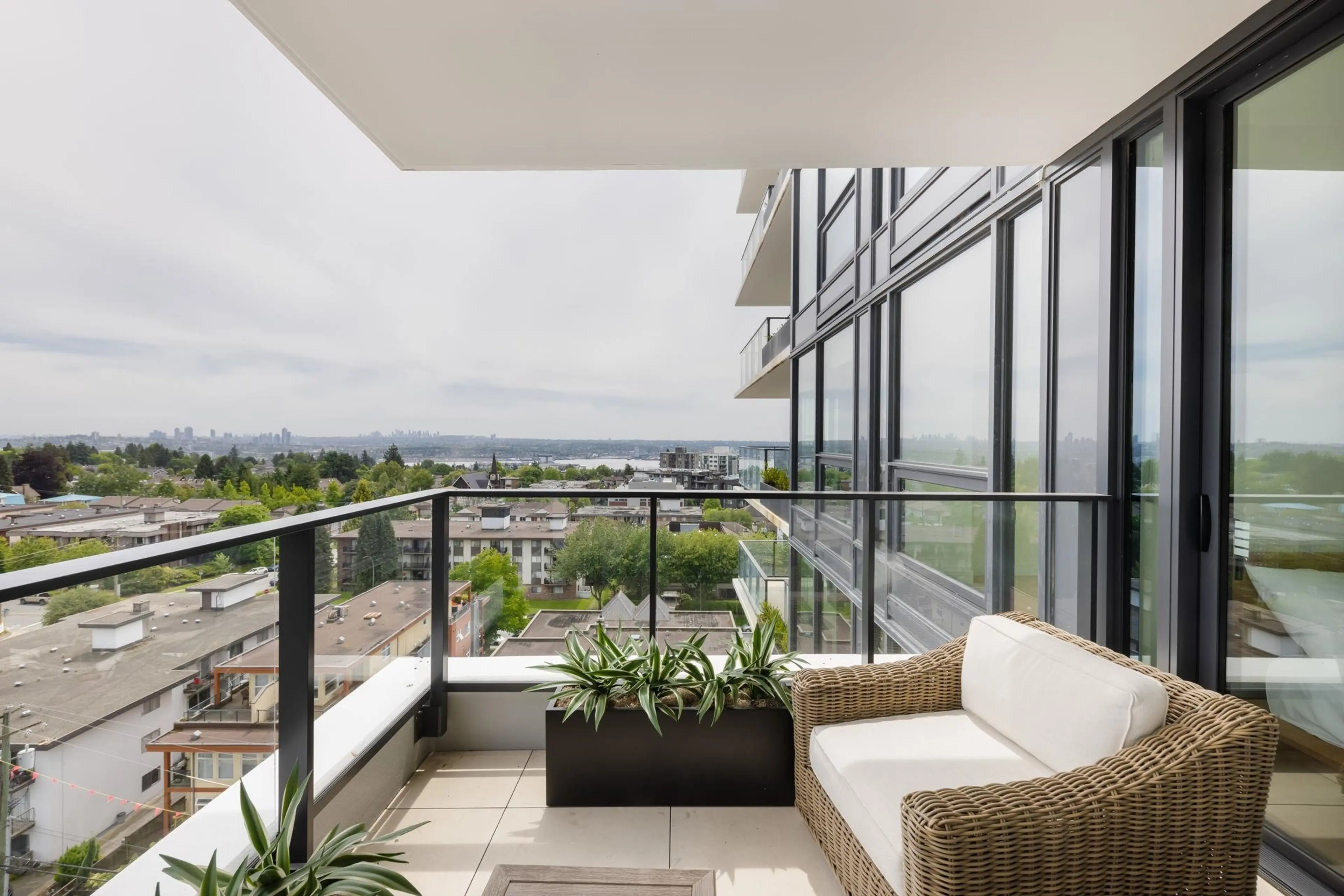 Property at #1501 135 E 13TH STREET, North Vancouver, BC