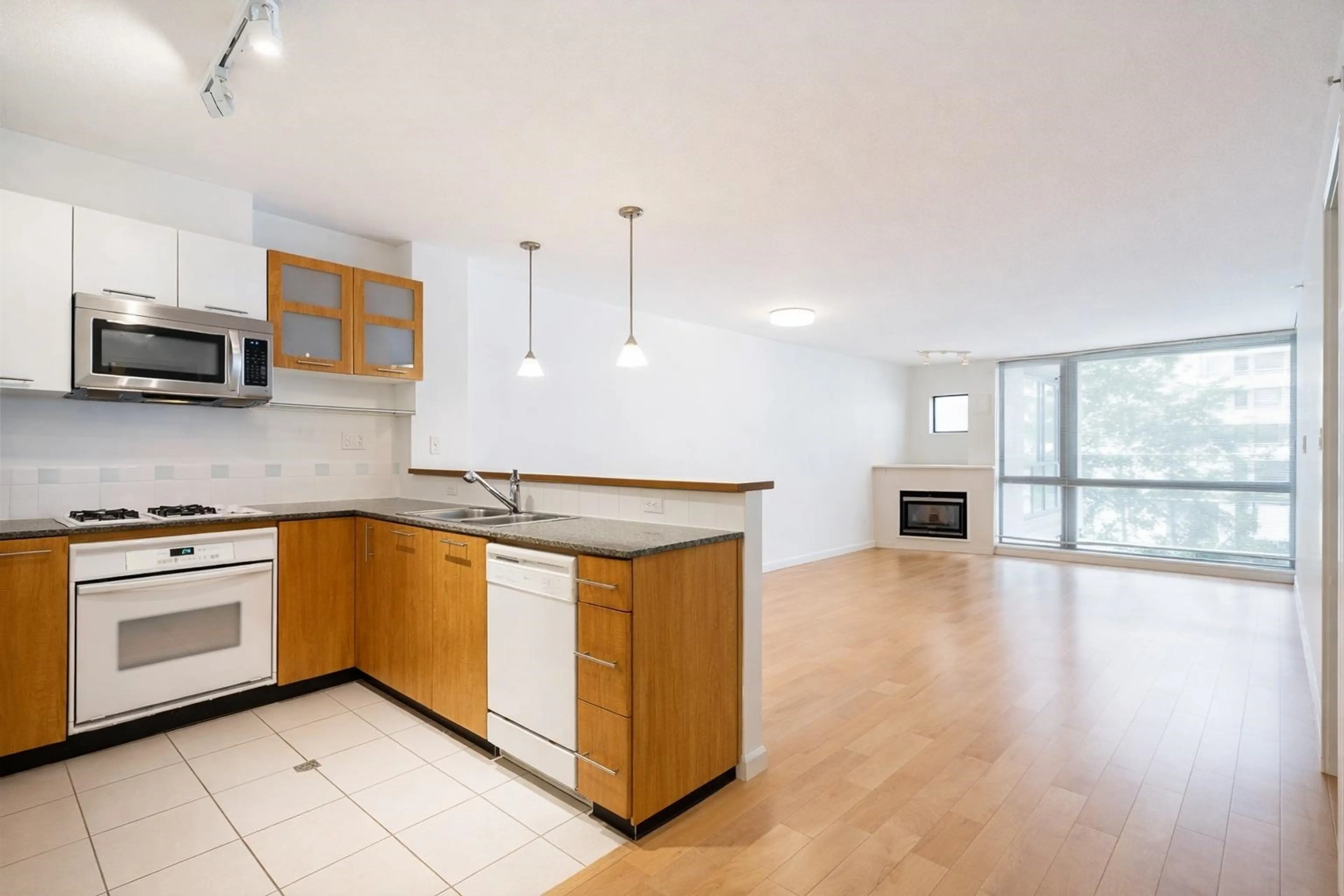 Property at #609 7831 WESTMINSTER HIGHWAY, Richmond, BC