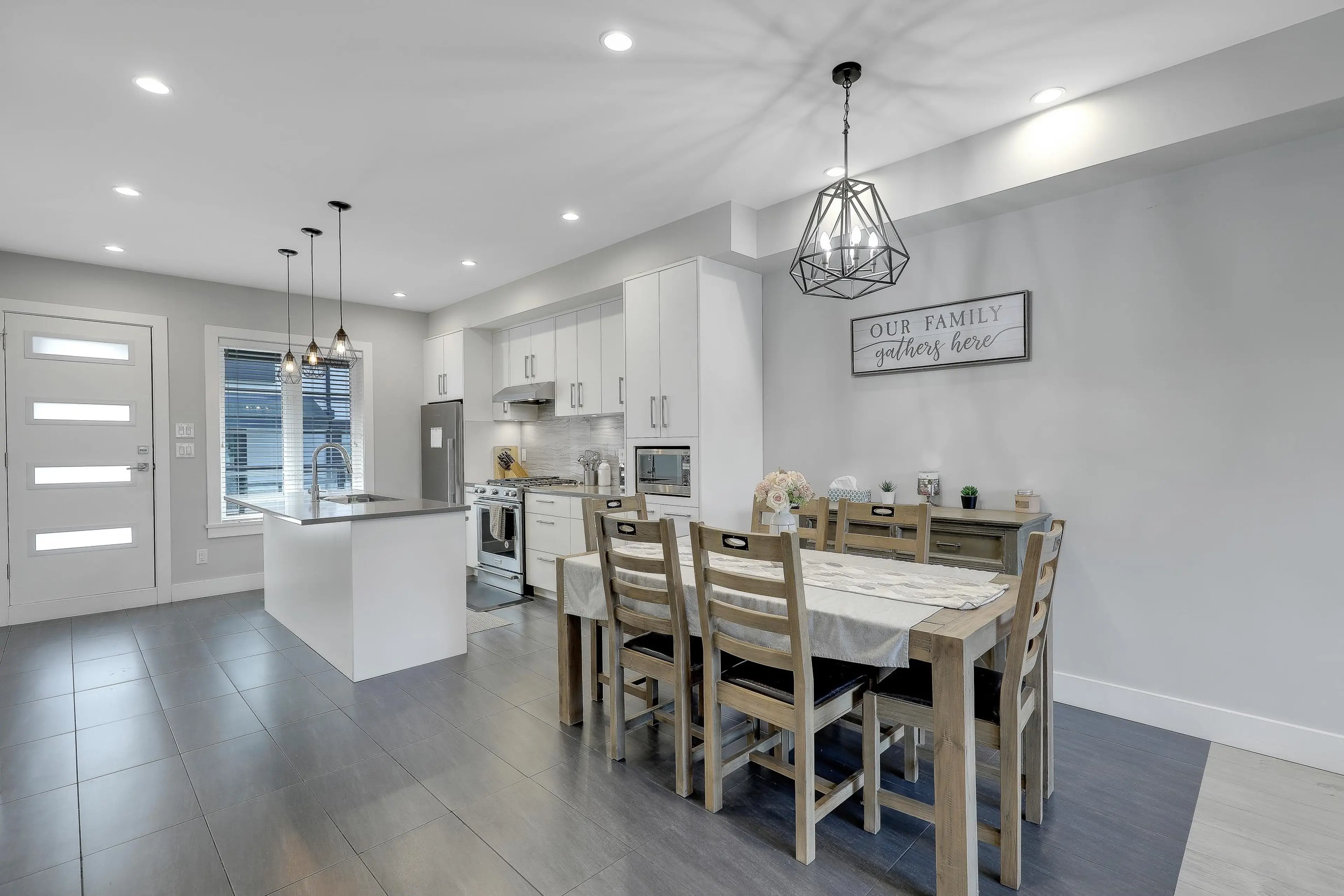 Property at #102 806 GAUTHIER AVENUE, Coquitlam, BC