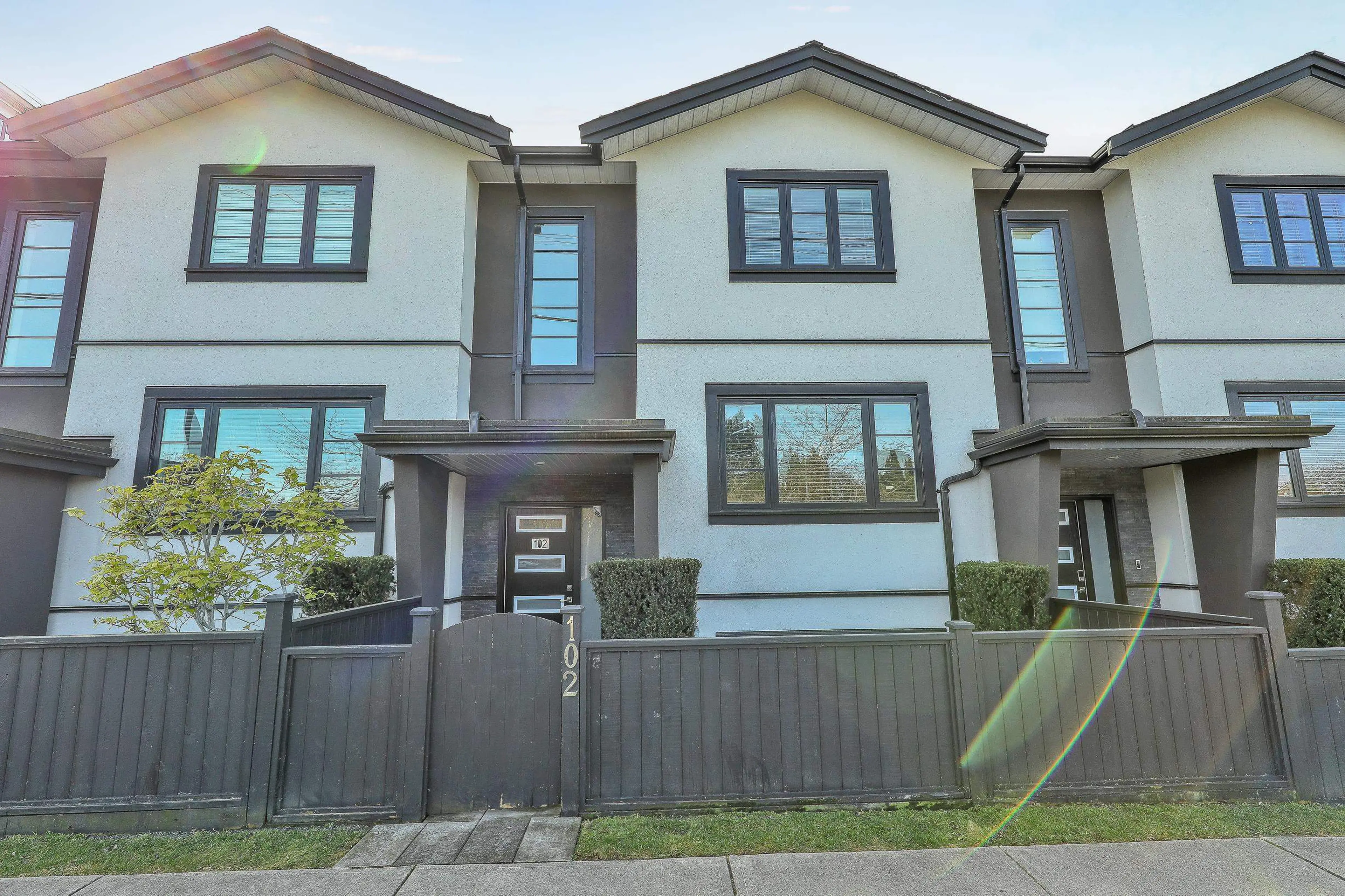 Property at #102 806 GAUTHIER AVENUE, Coquitlam, BC