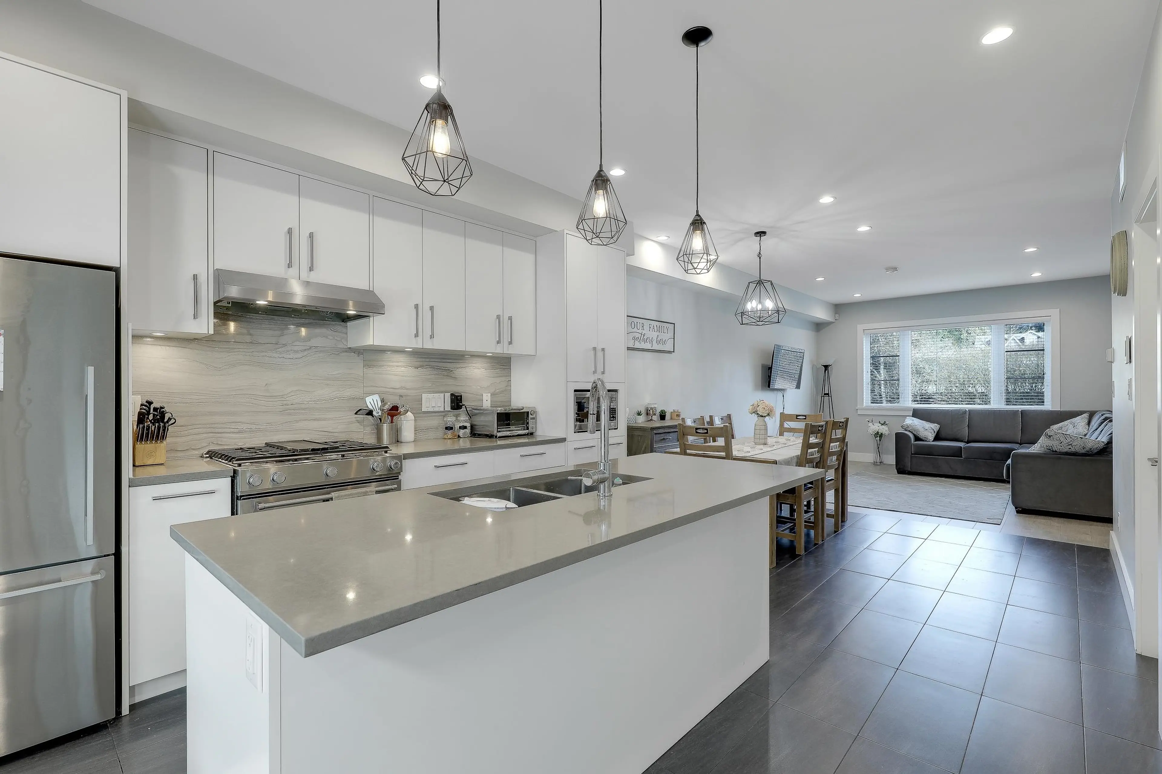 Property at #102 806 GAUTHIER AVENUE, Coquitlam, BC