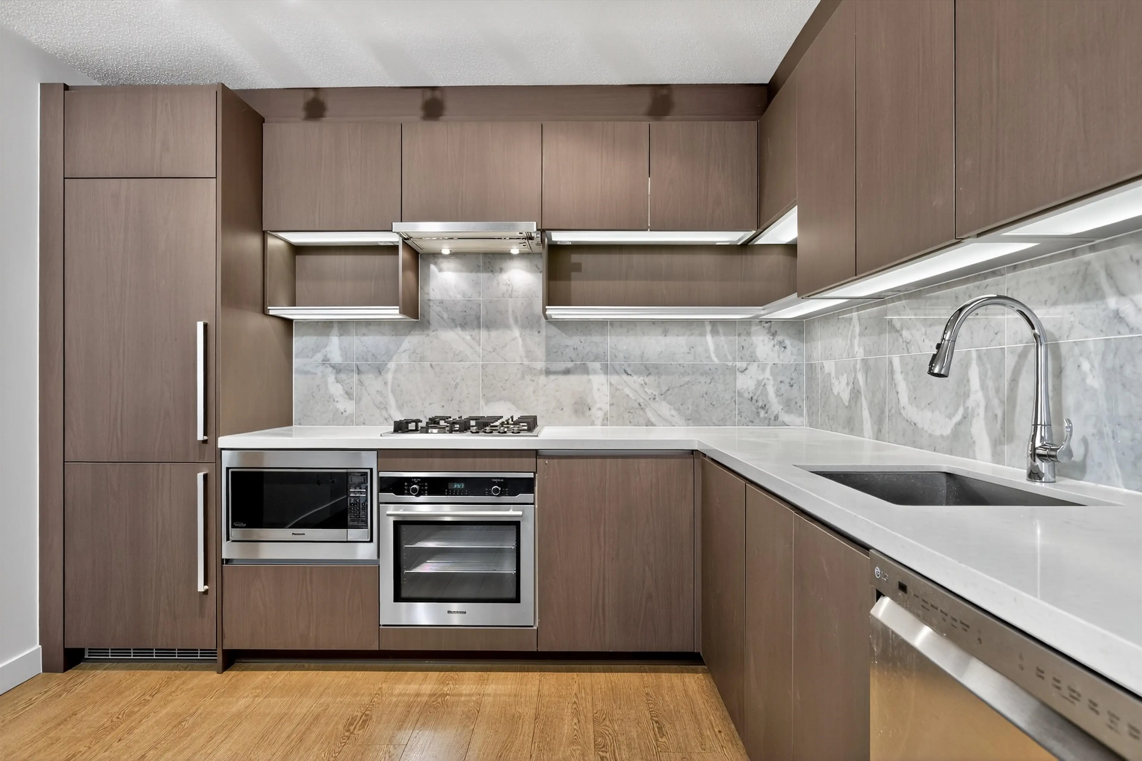 Property at #3008 13696 100 AVENUE, Surrey, BC