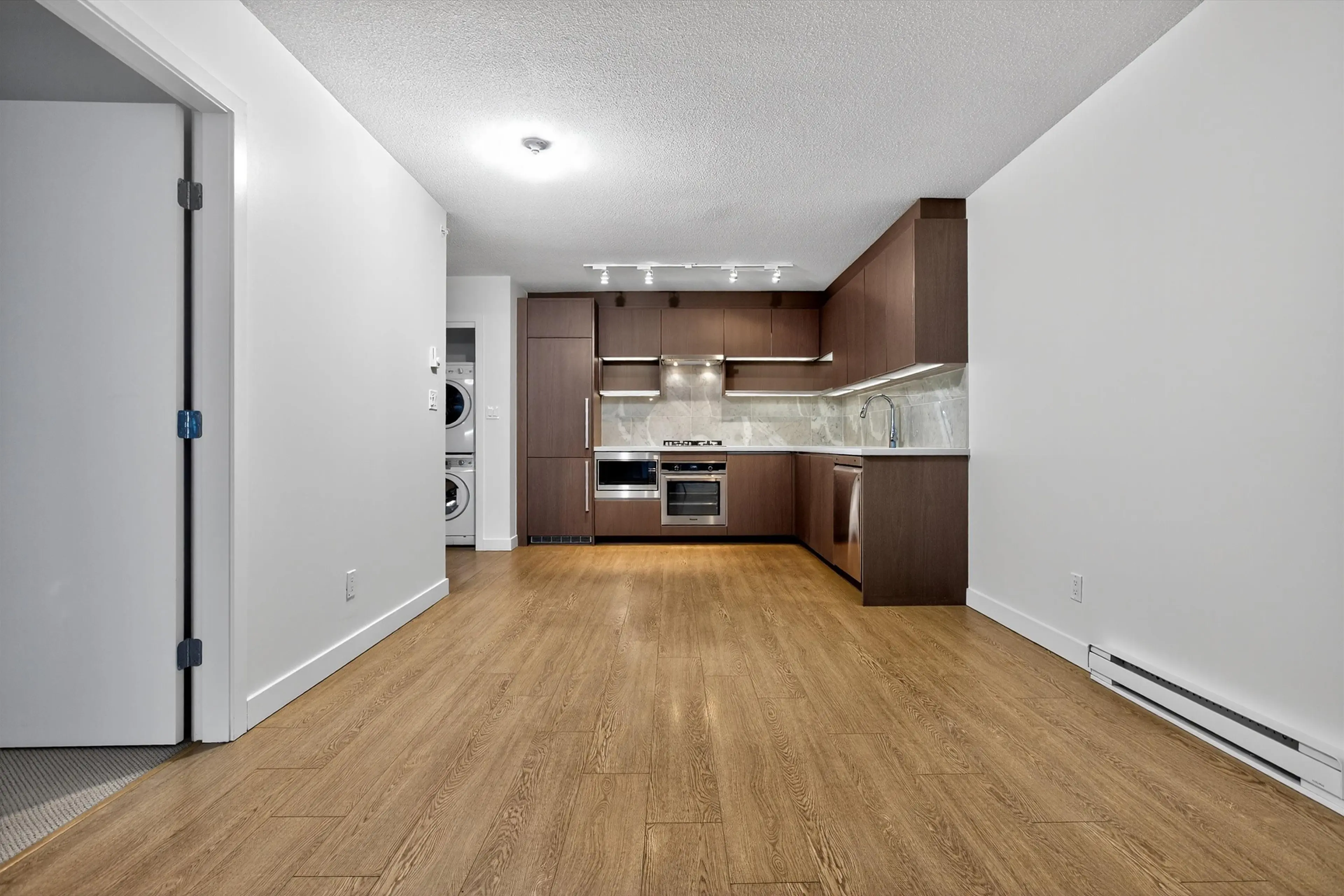 Property at #3008 13696 100 AVENUE, Surrey, BC