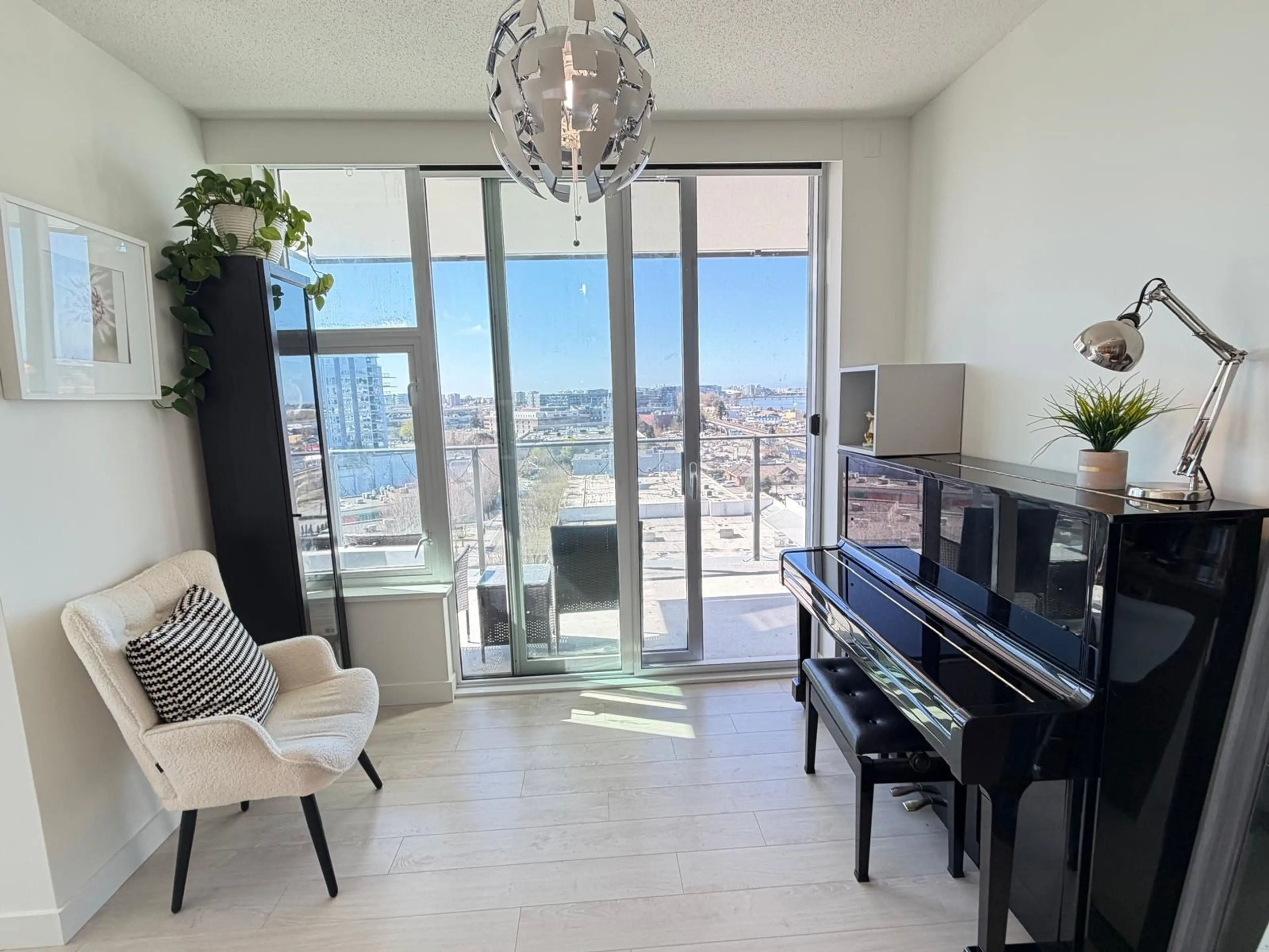 Property at #1001 8611 HAZELBRIDGE WAY, Richmond, BC